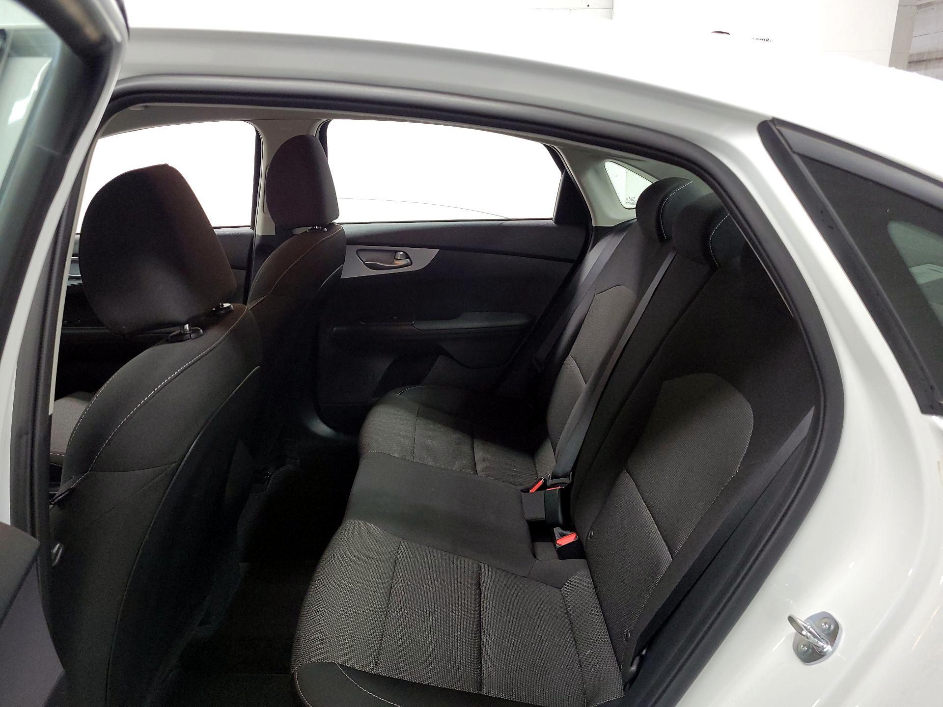 Thumbnail: 2024 Kia Forte - 18