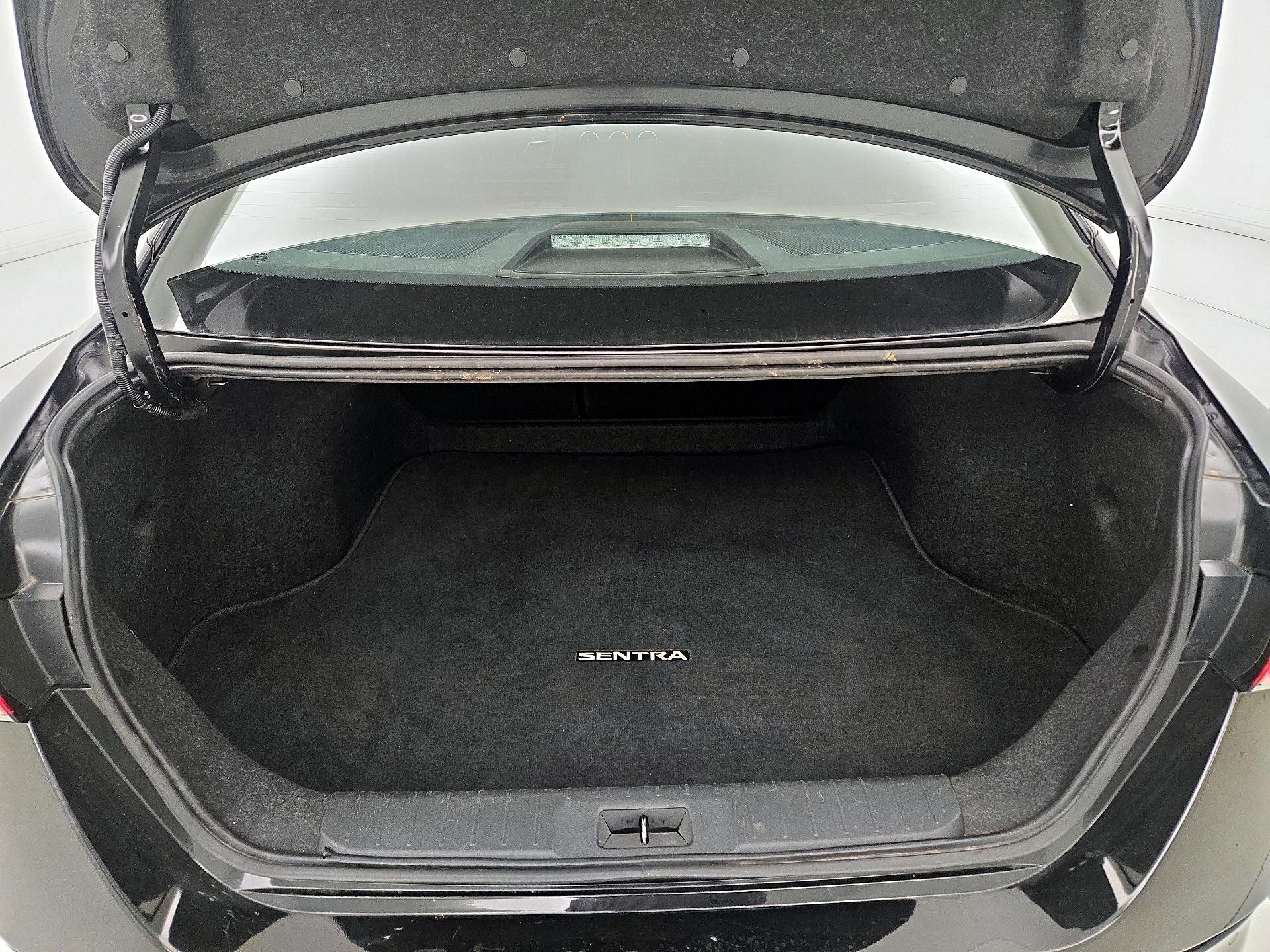 Thumbnail: 2024 Nissan Sentra - 20