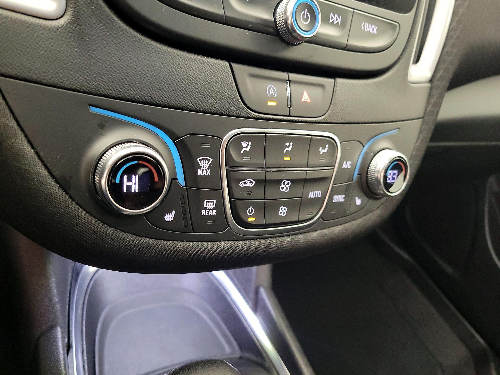 Thumbnail: 2024 Chevrolet Malibu - 16