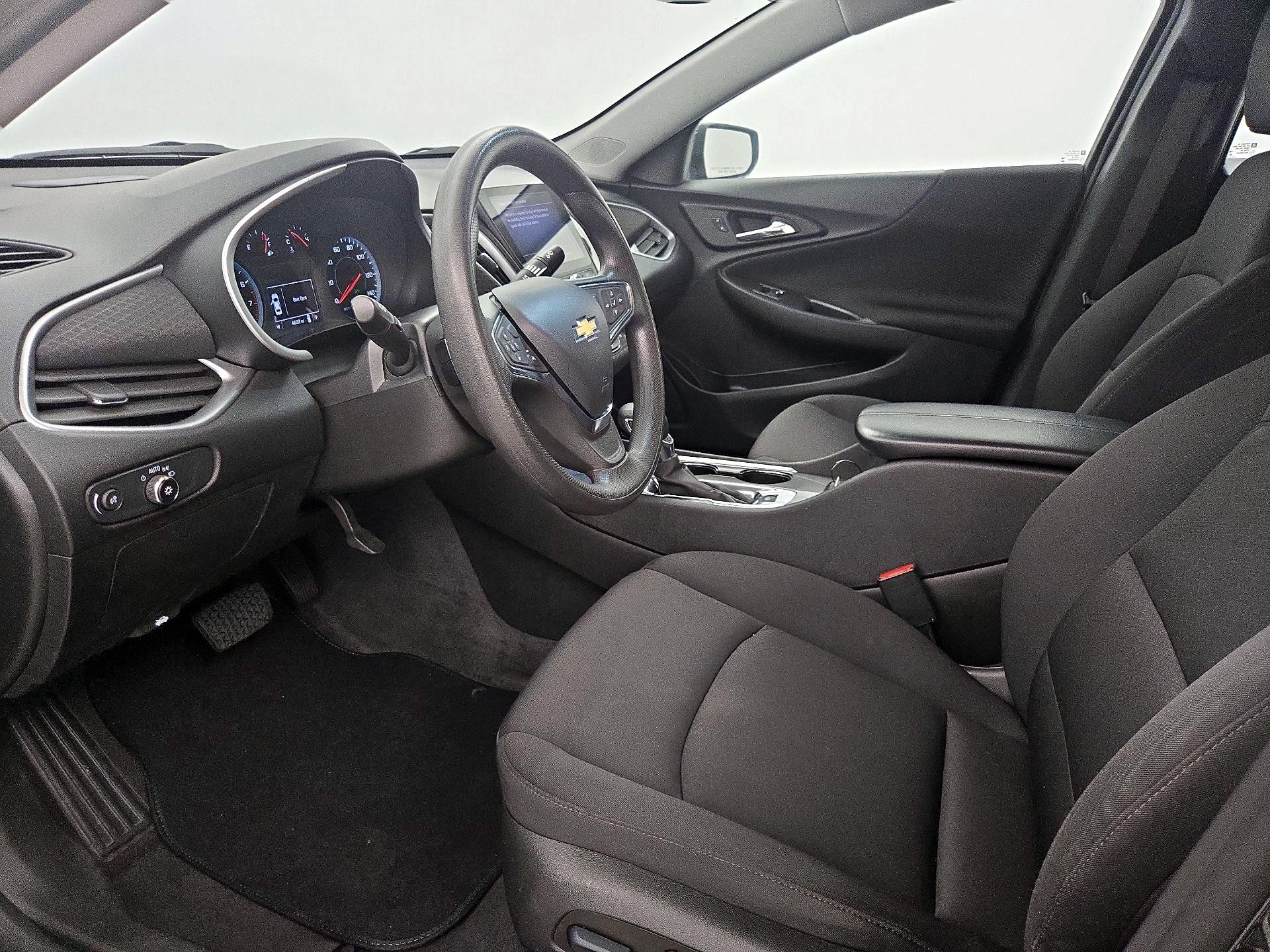 Thumbnail: 2023 Chevrolet Malibu - 11