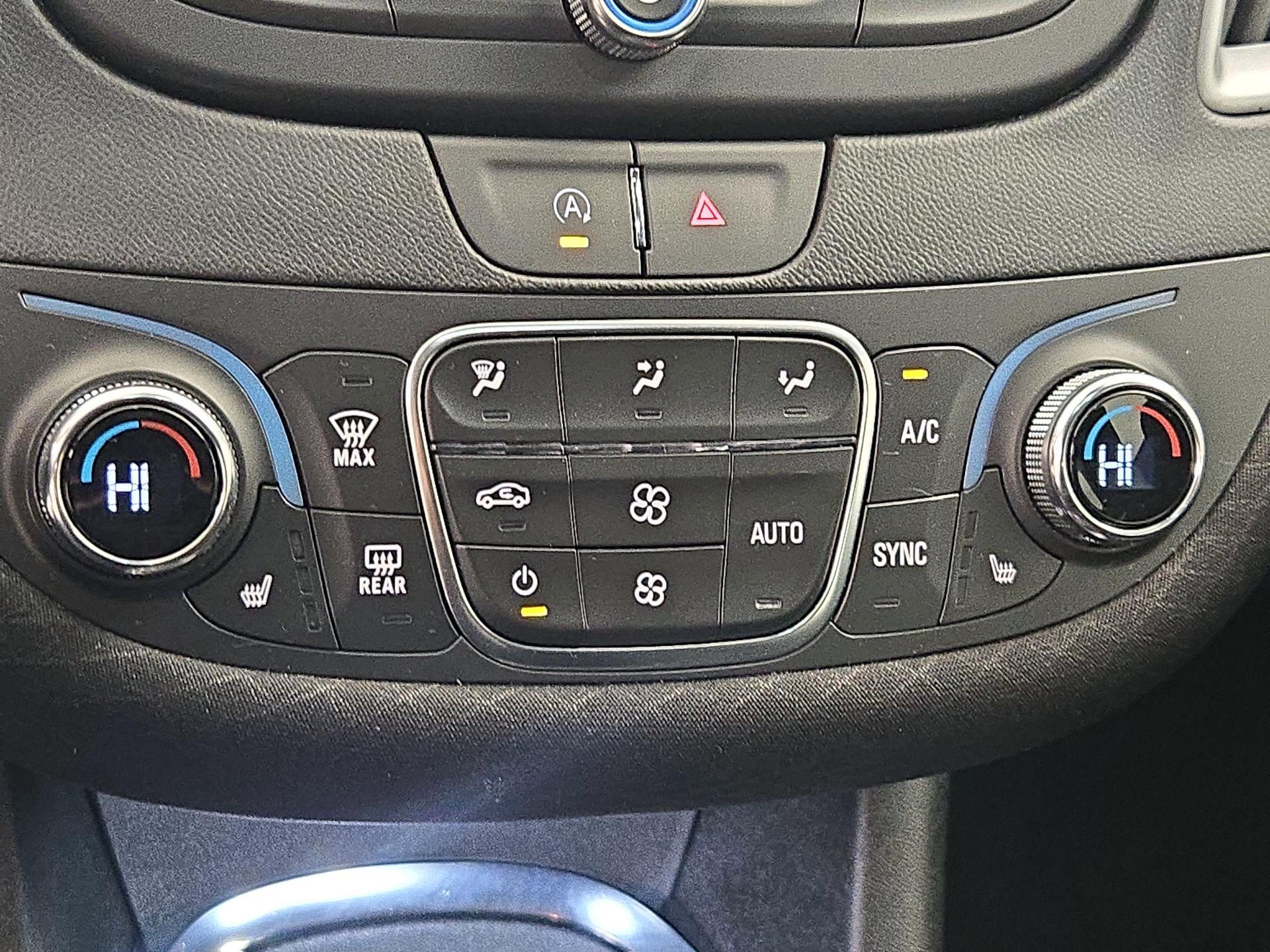 Thumbnail: 2023 Chevrolet Malibu - 16