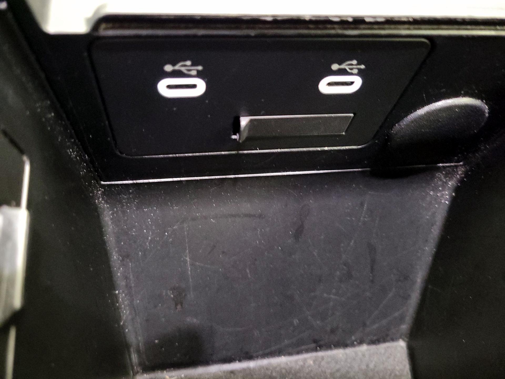 Thumbnail: 2024 Mazda Mazda3 - 18