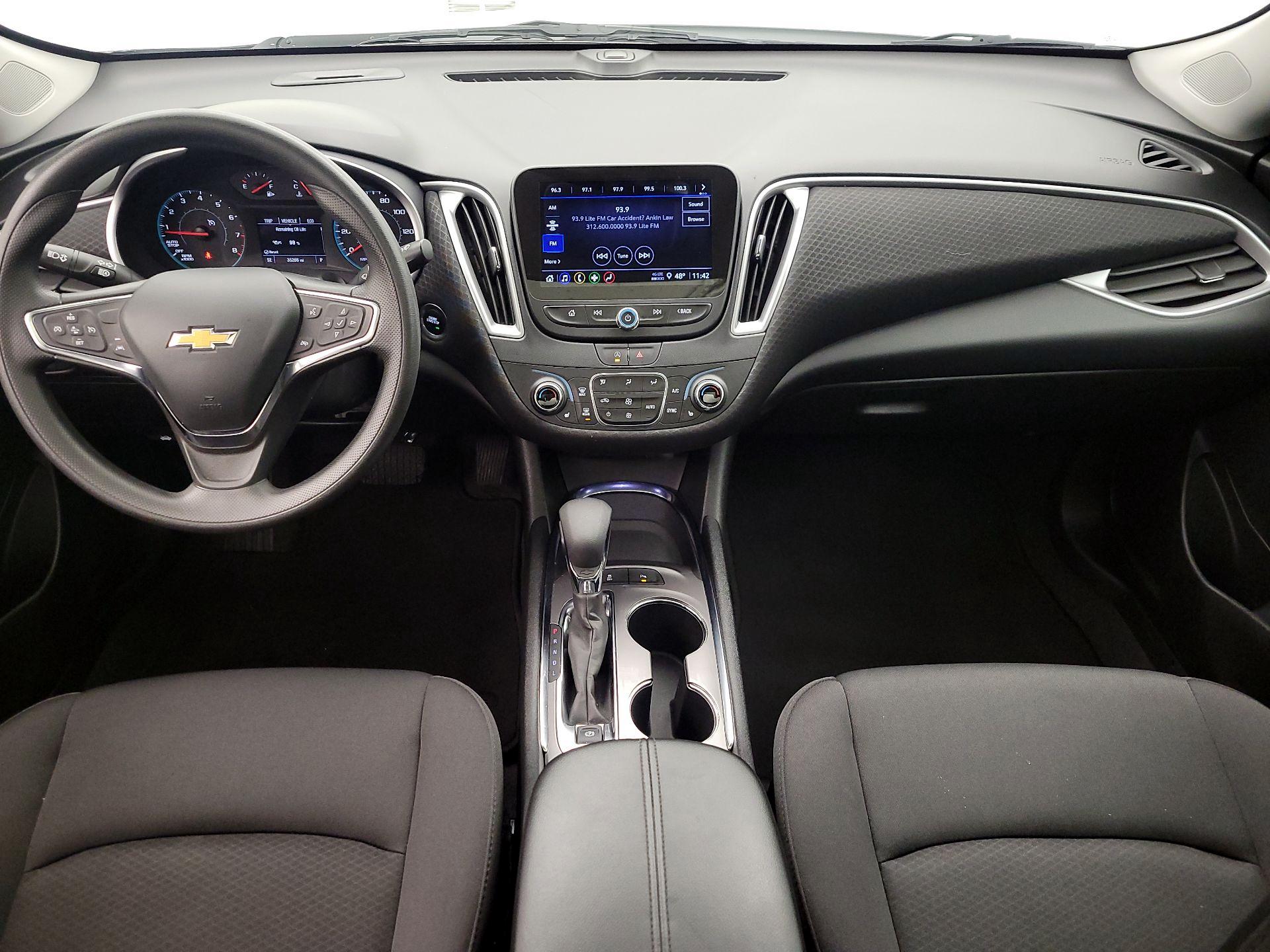 Thumbnail: 2024 Chevrolet Malibu - 9