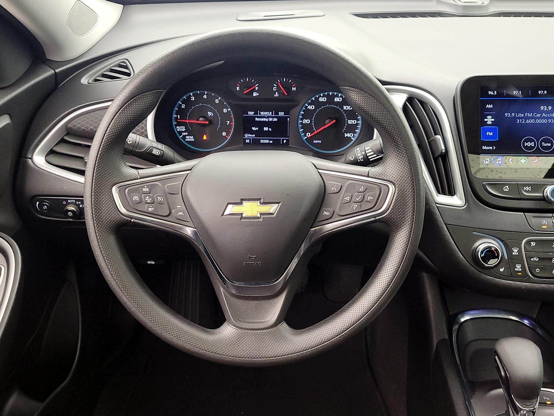 Thumbnail: 2024 Chevrolet Malibu - 10