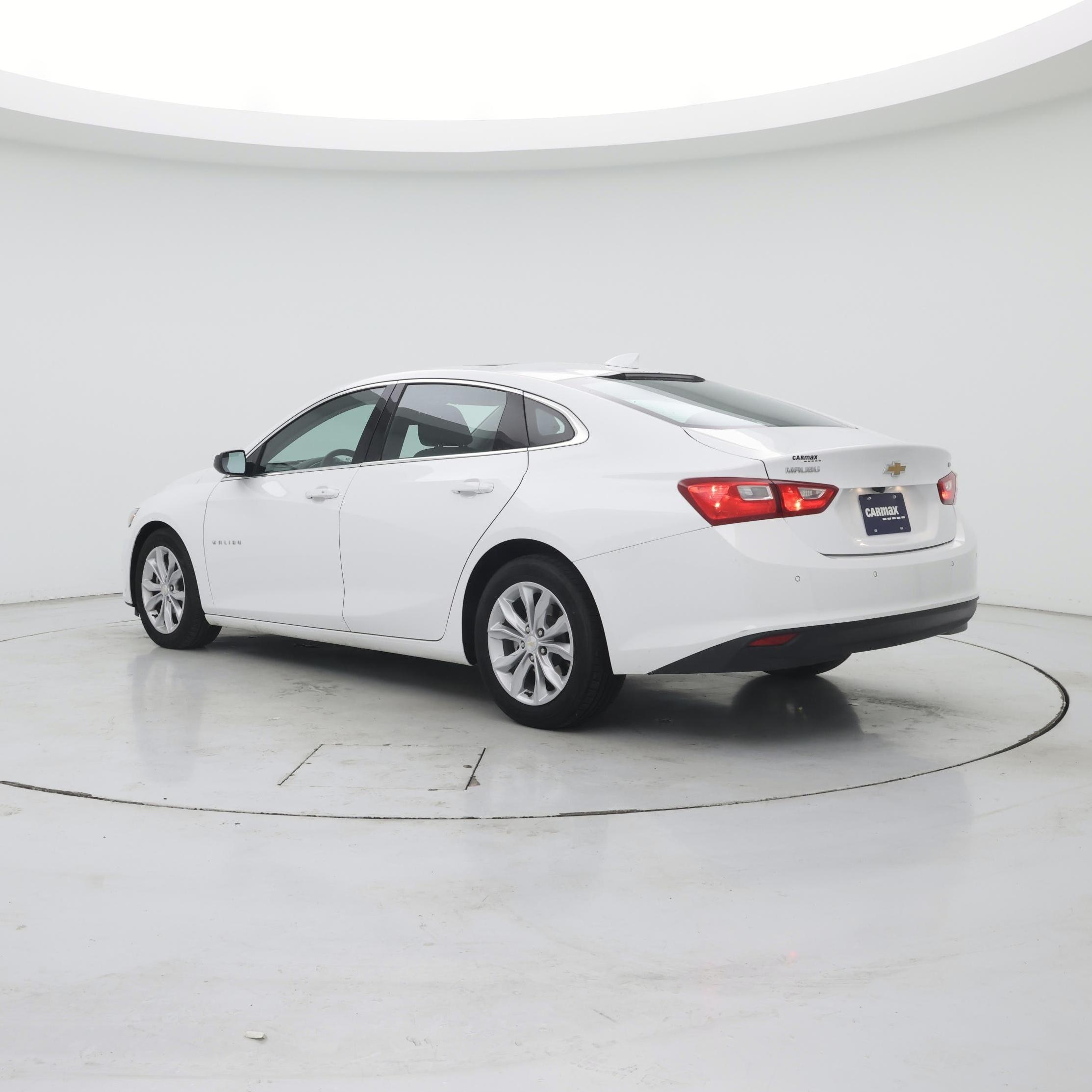 Thumbnail: 2024 Chevrolet Malibu - 2