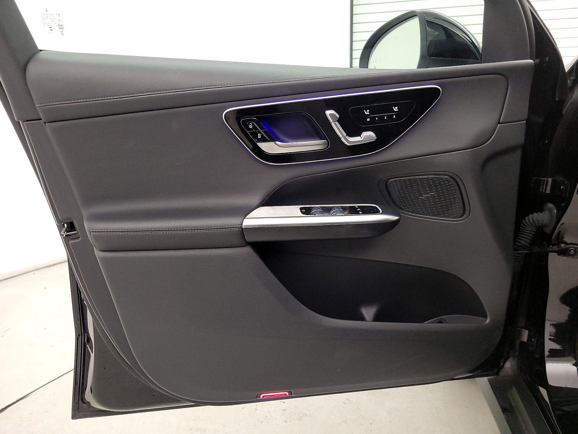 Thumbnail: 2024 Mercedes-Benz GLC - 12