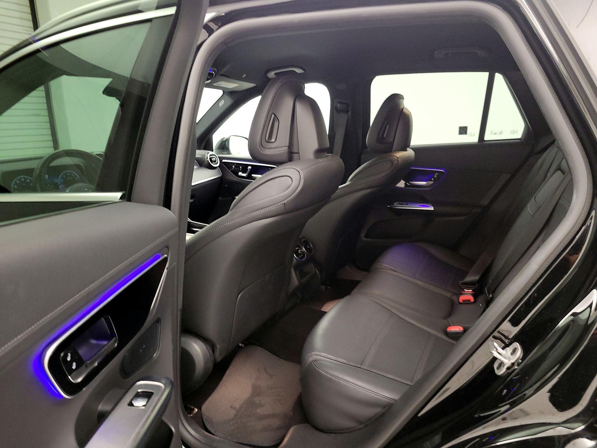 Thumbnail: 2024 Mercedes-Benz GLC - 19