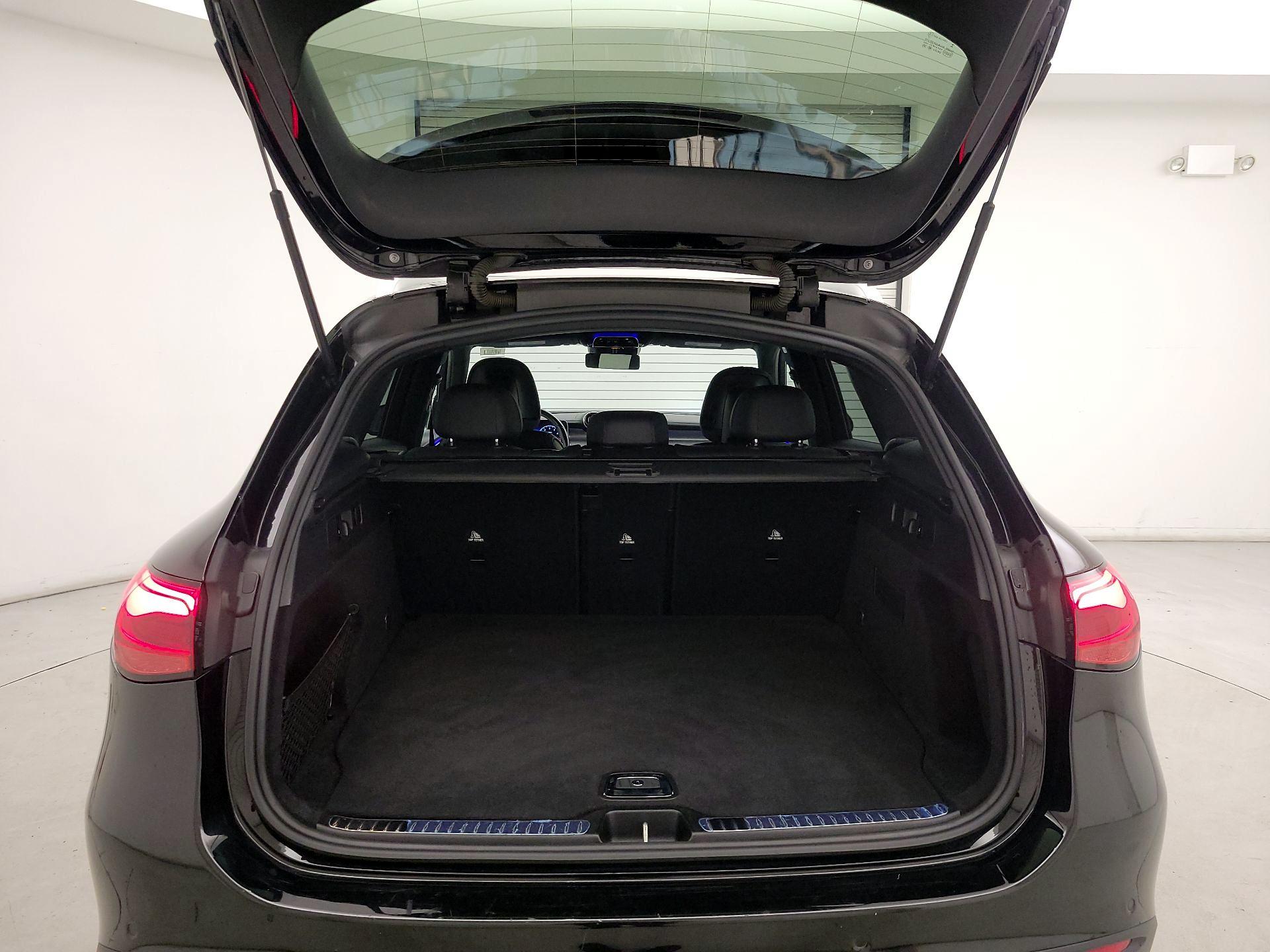 Thumbnail: 2024 Mercedes-Benz GLC - 20