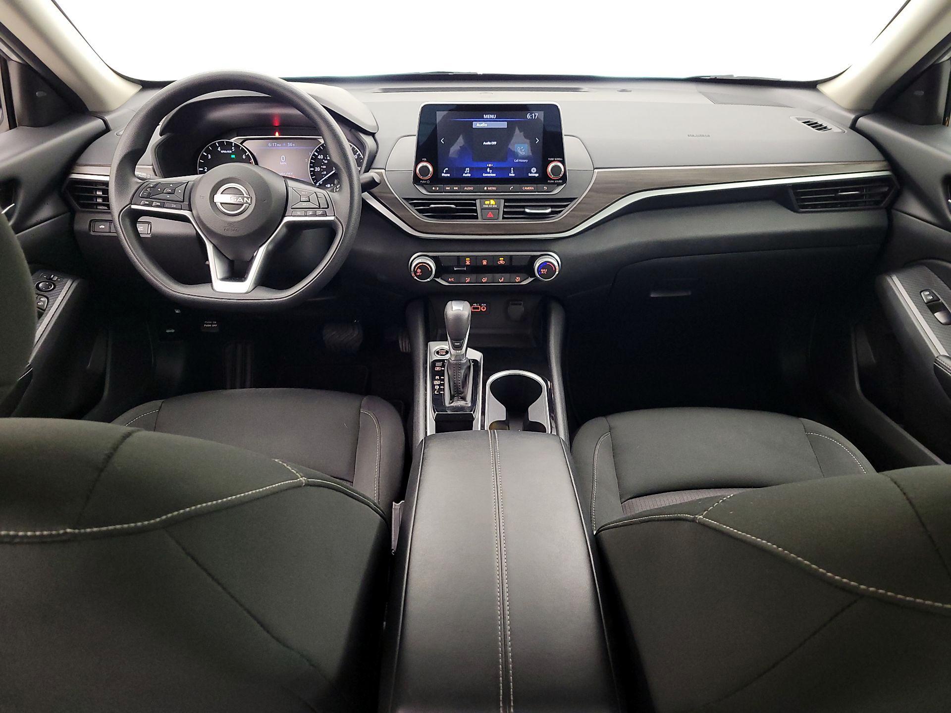 Thumbnail: 2024 Nissan Altima - 9