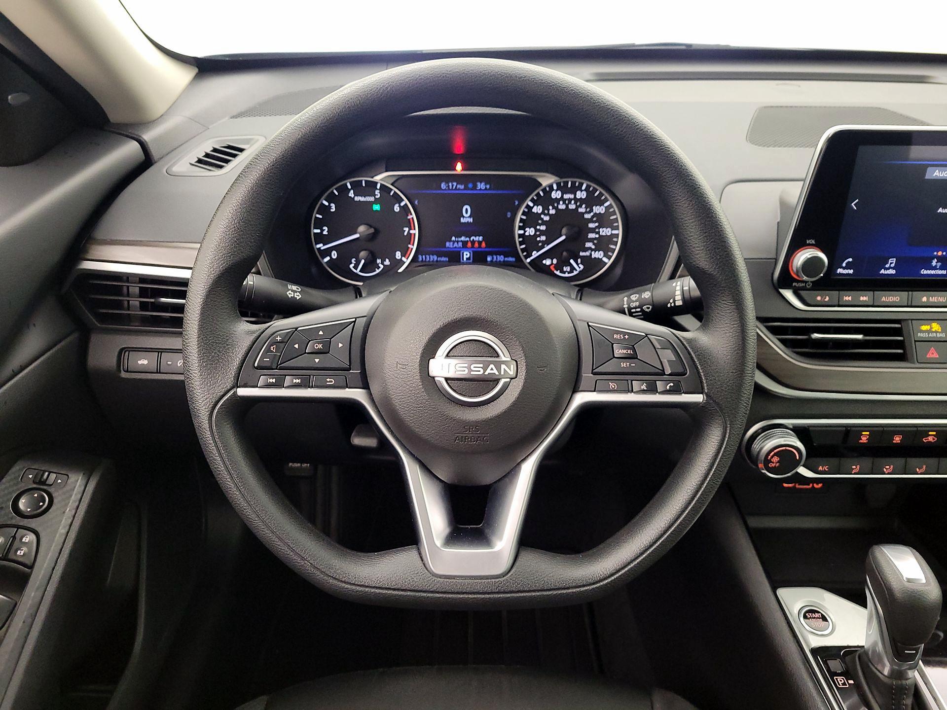 Thumbnail: 2024 Nissan Altima - 10