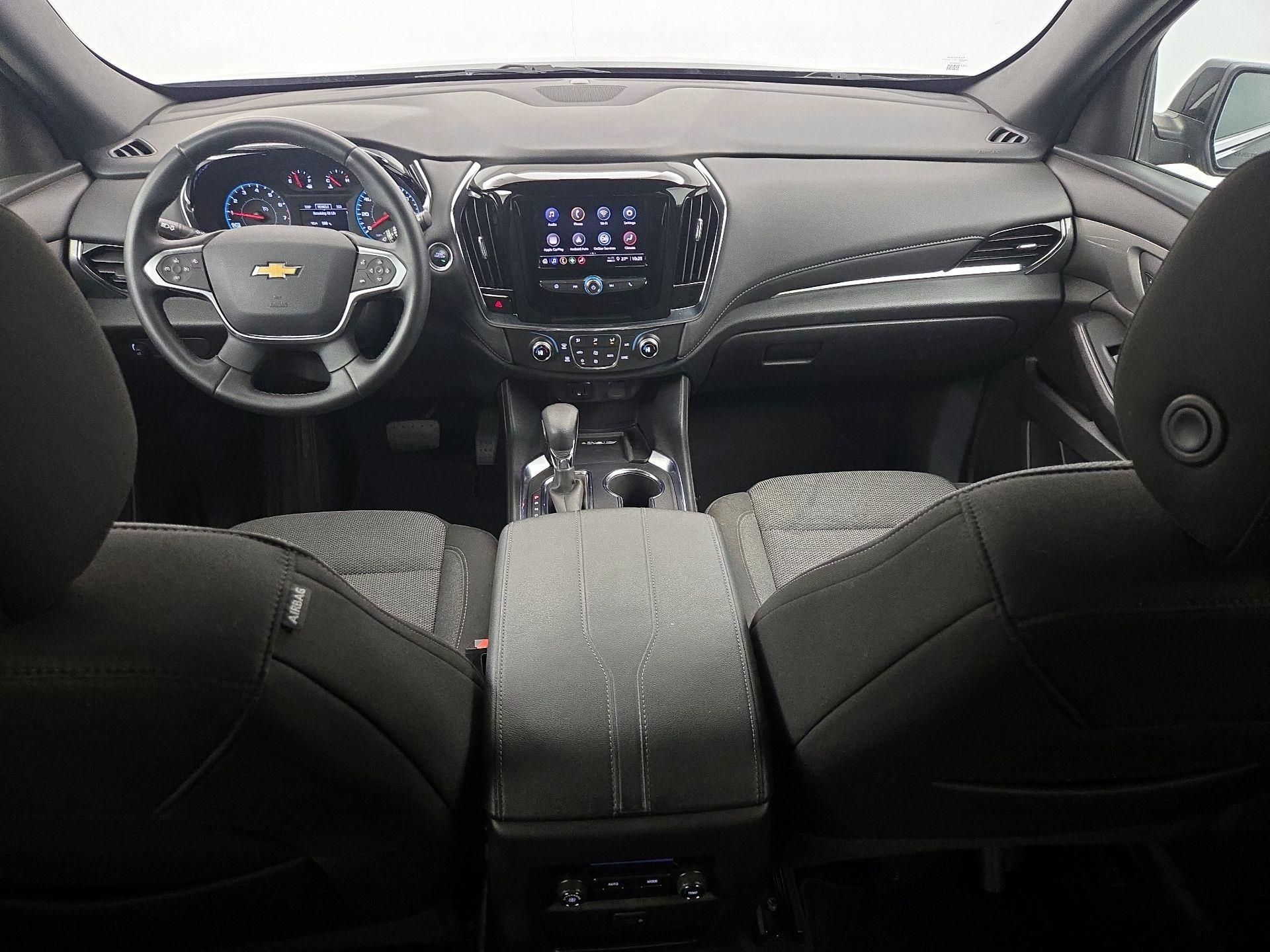 Thumbnail: 2023 Chevrolet Traverse - 11