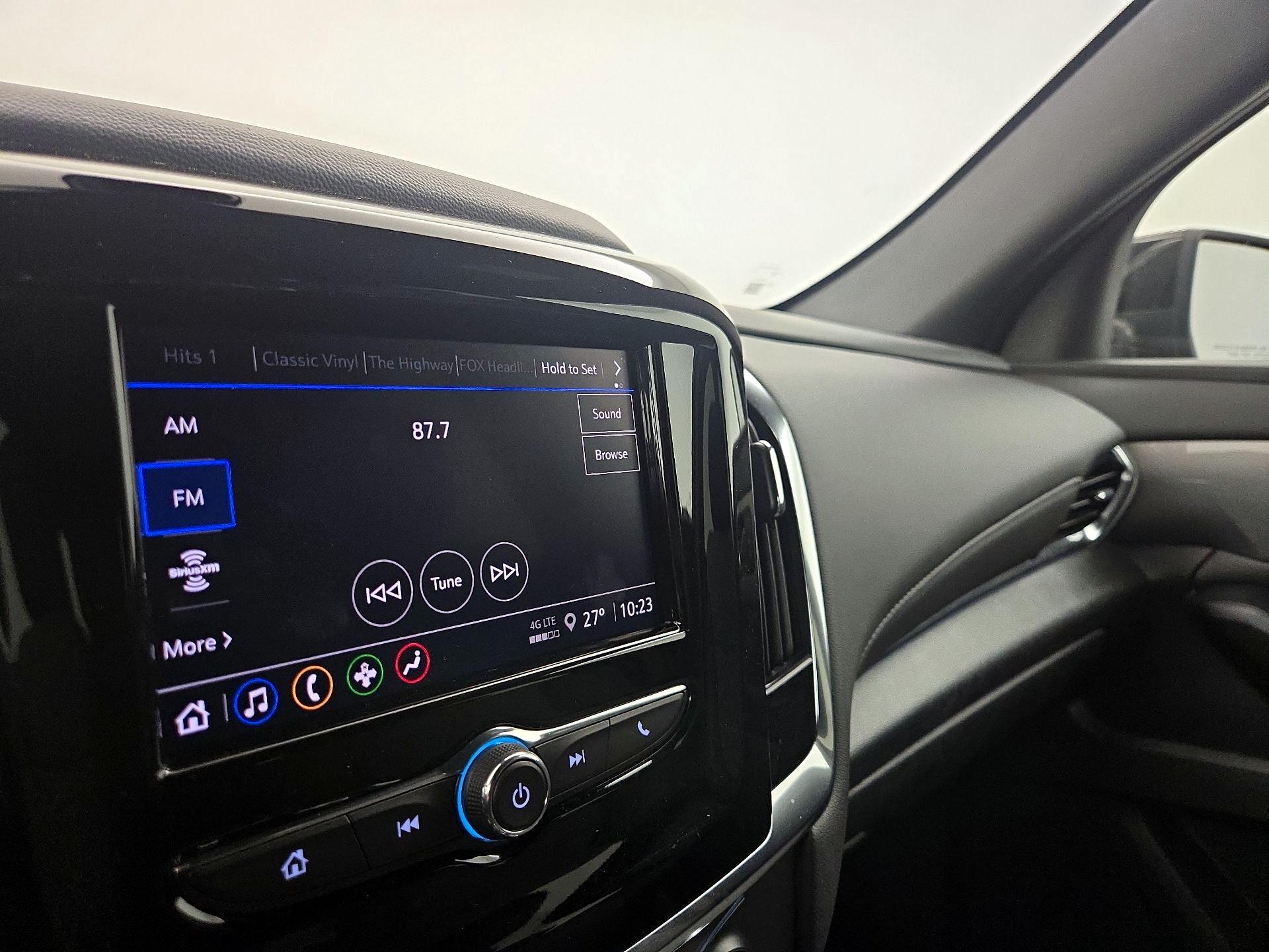 Thumbnail: 2023 Chevrolet Traverse - 15