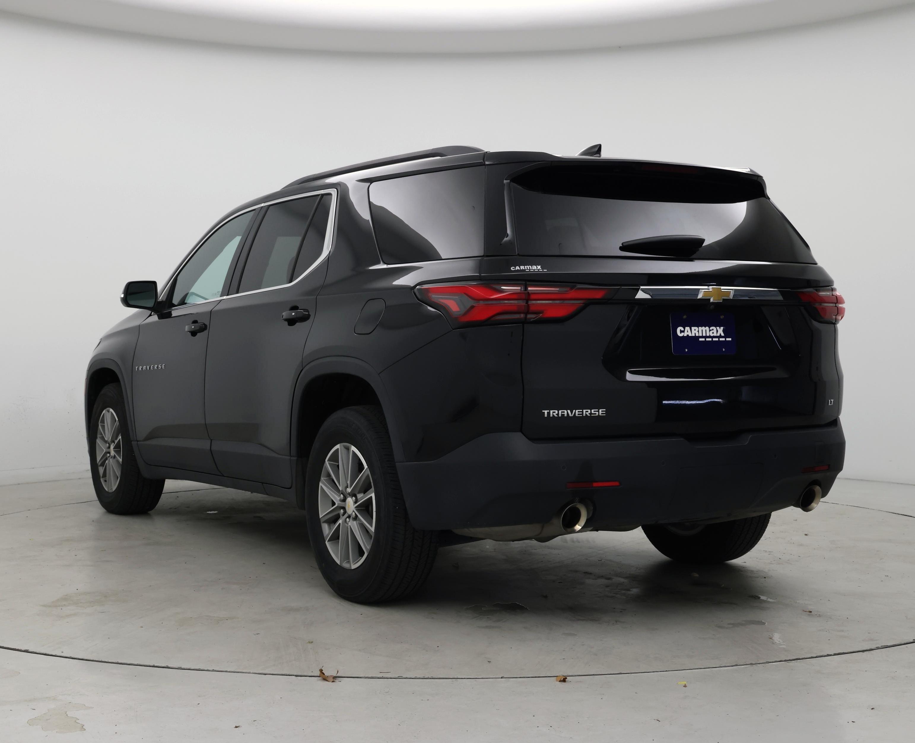 Thumbnail: 2023 Chevrolet Traverse - 2