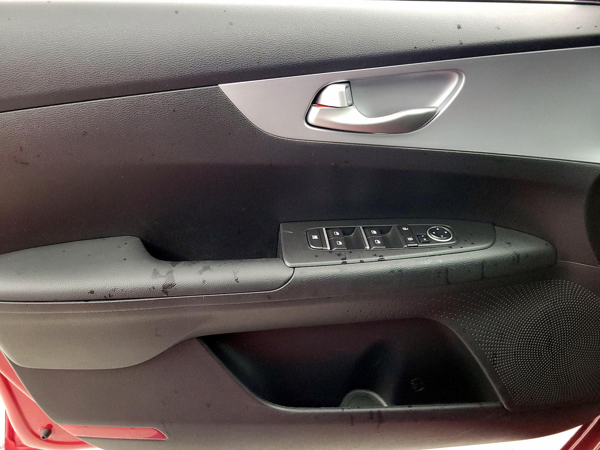 Thumbnail: 2024 Kia Forte - 12