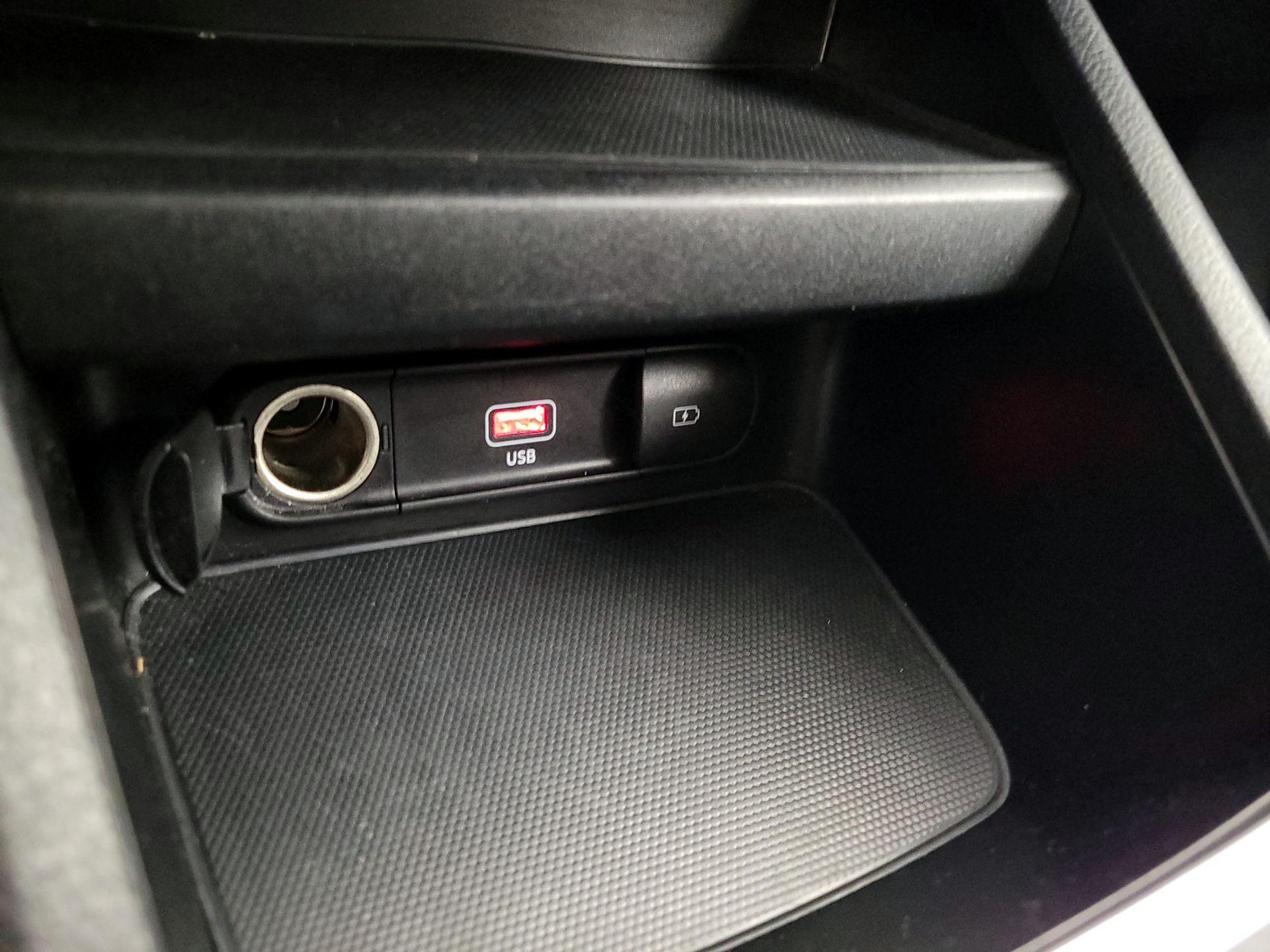 Thumbnail: 2024 Kia Forte - 18