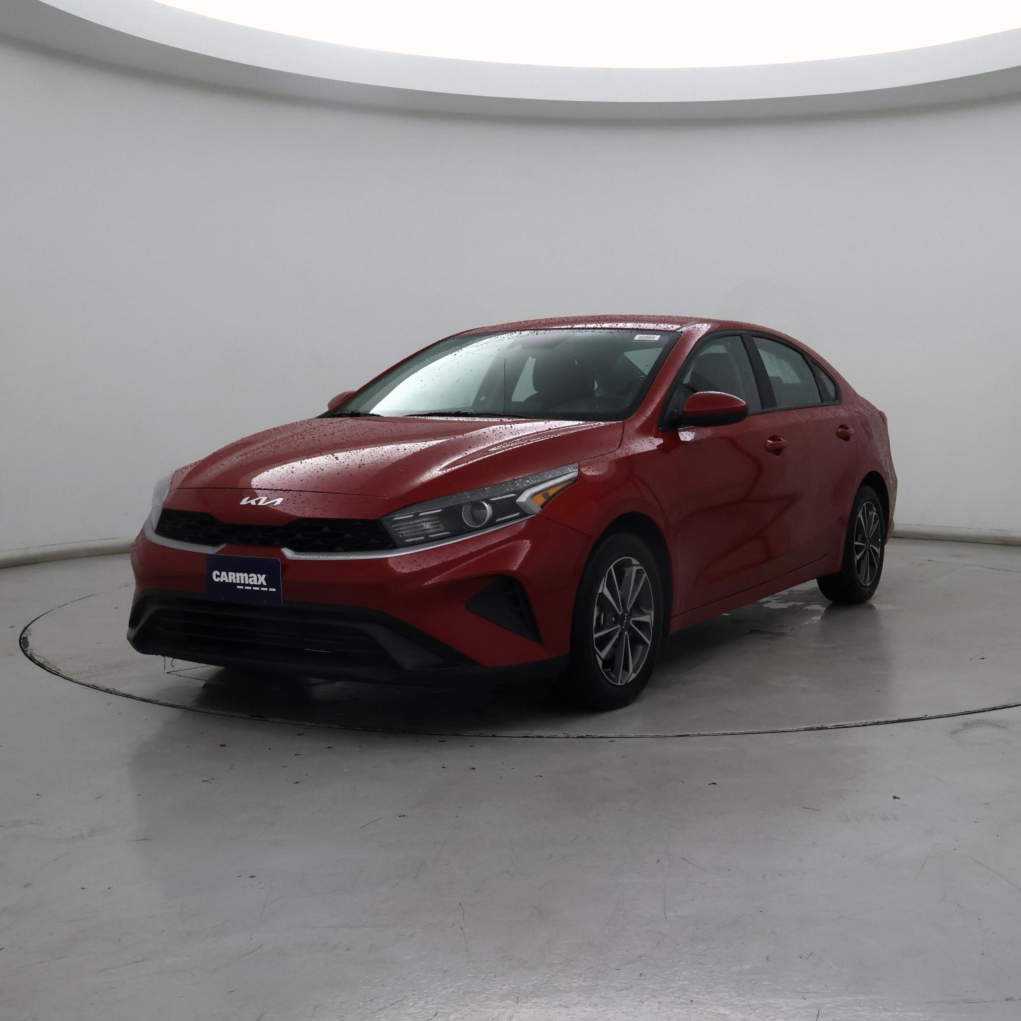 Thumbnail: 2024 Kia Forte - 4