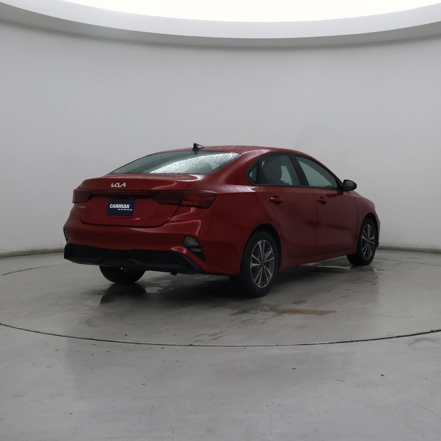 Thumbnail: 2024 Kia Forte - 8