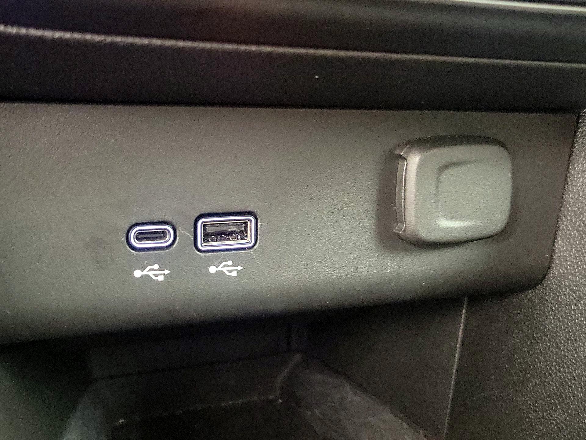 Thumbnail: 2025 Buick Encore GX - 18