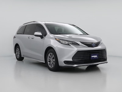 2023 Toyota Sienna Hybrid LE