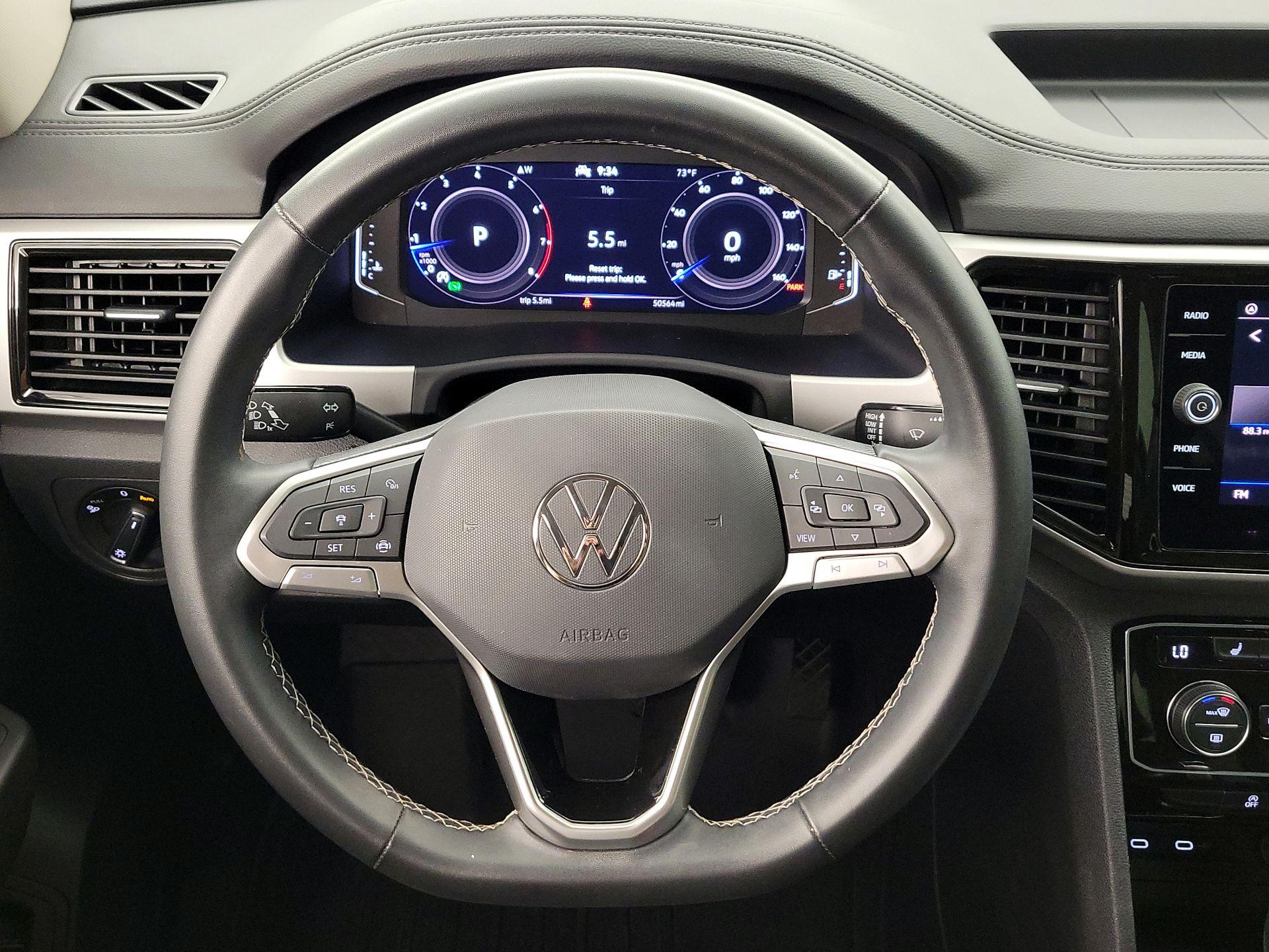 Thumbnail: 2022 Volkswagen Atlas - 10