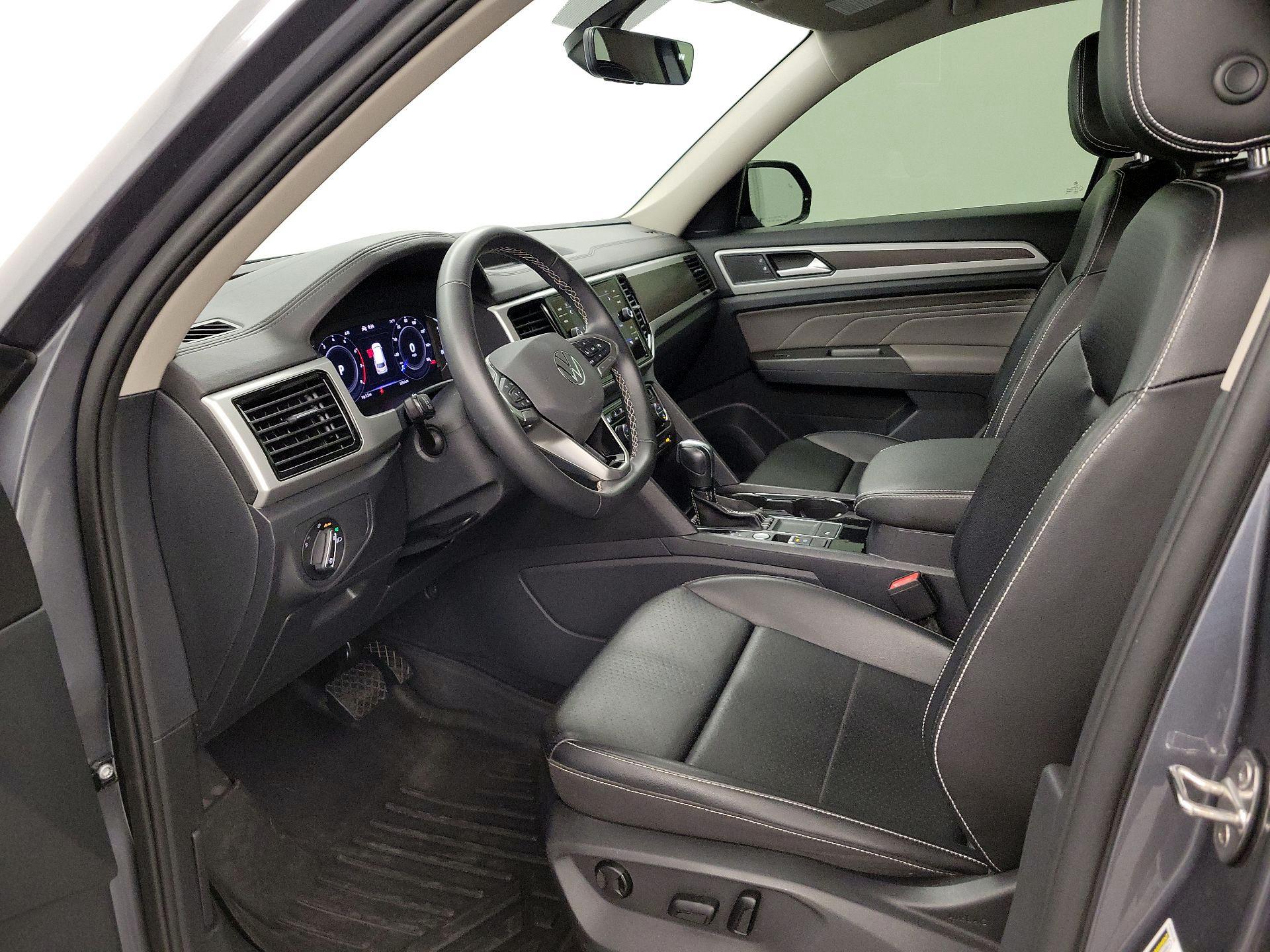 Thumbnail: 2022 Volkswagen Atlas - 11