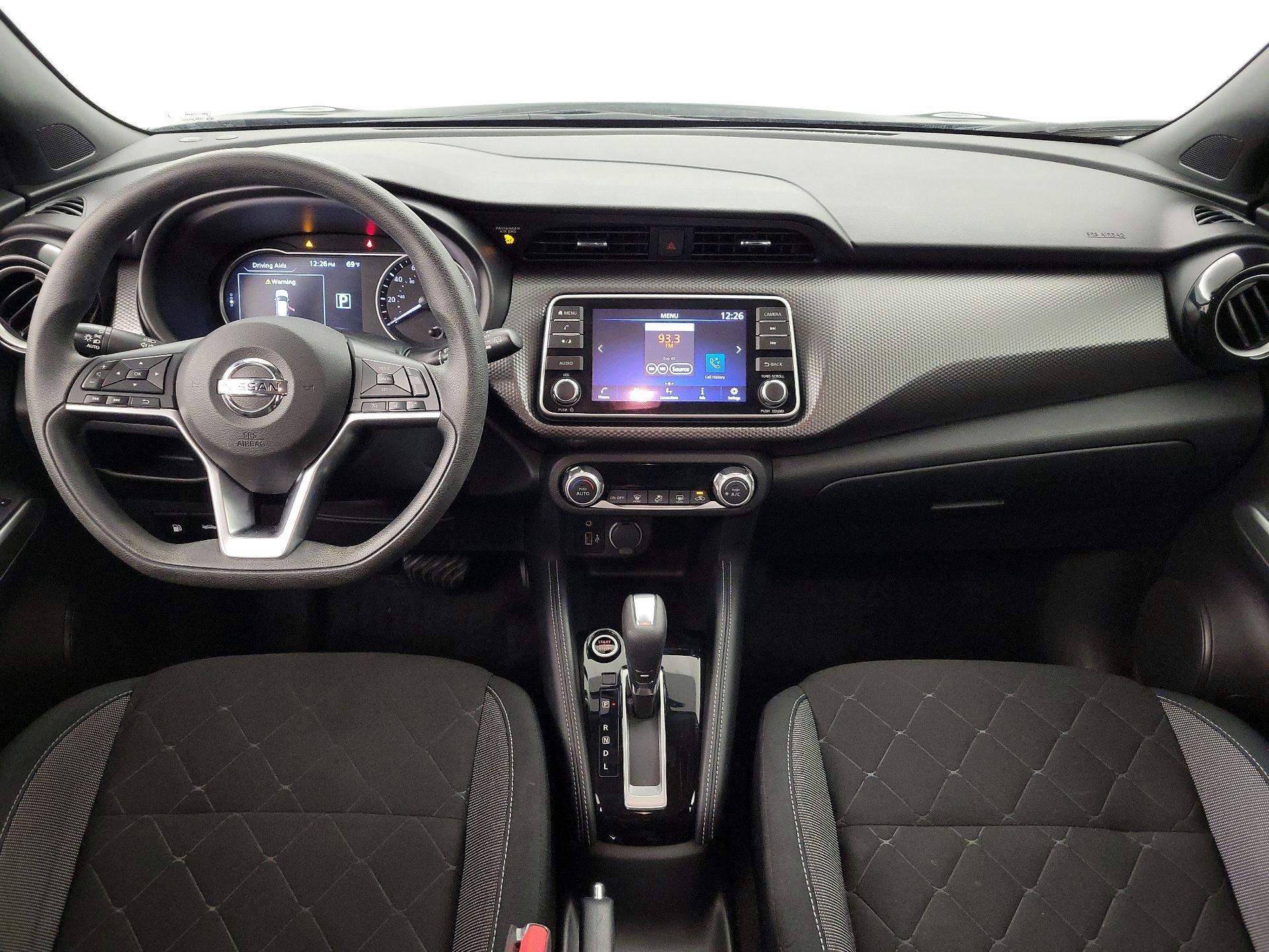 Thumbnail: 2020 Nissan Kicks - 9