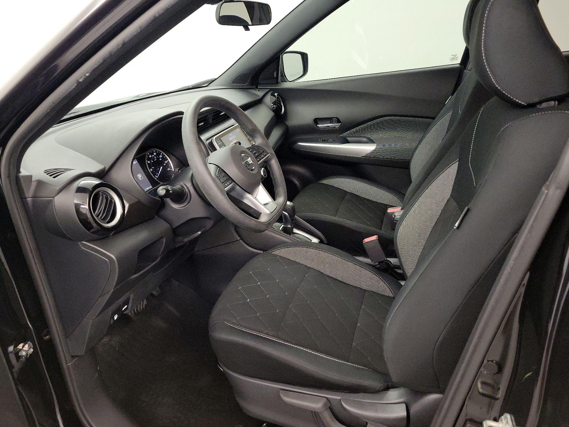 Thumbnail: 2020 Nissan Kicks - 11