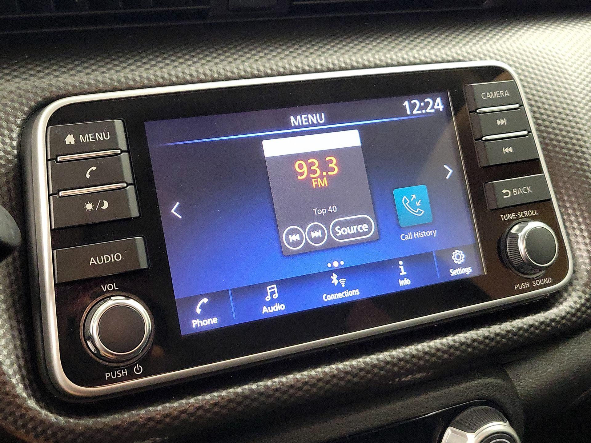 Thumbnail: 2020 Nissan Kicks - 14