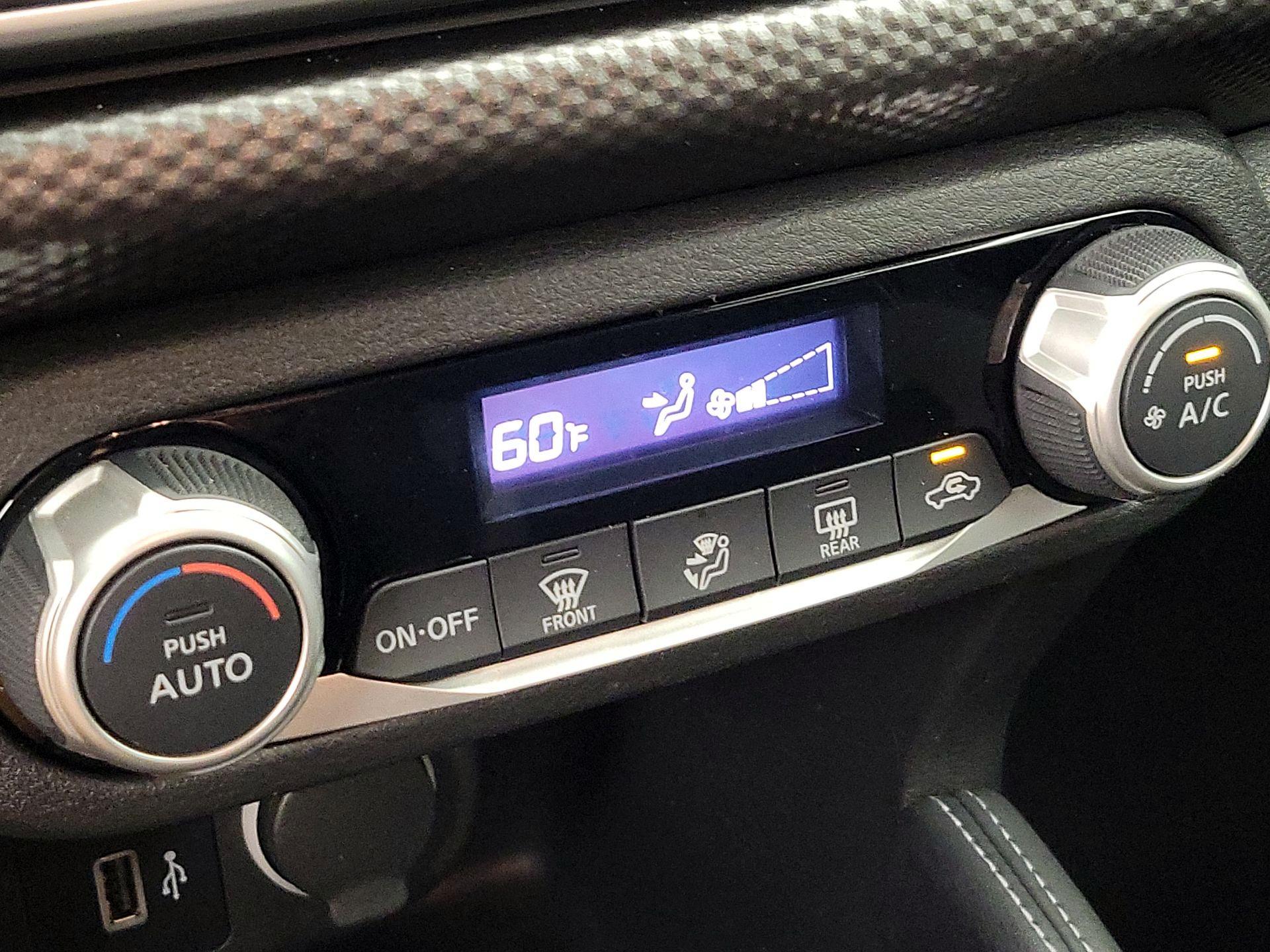 Thumbnail: 2020 Nissan Kicks - 15