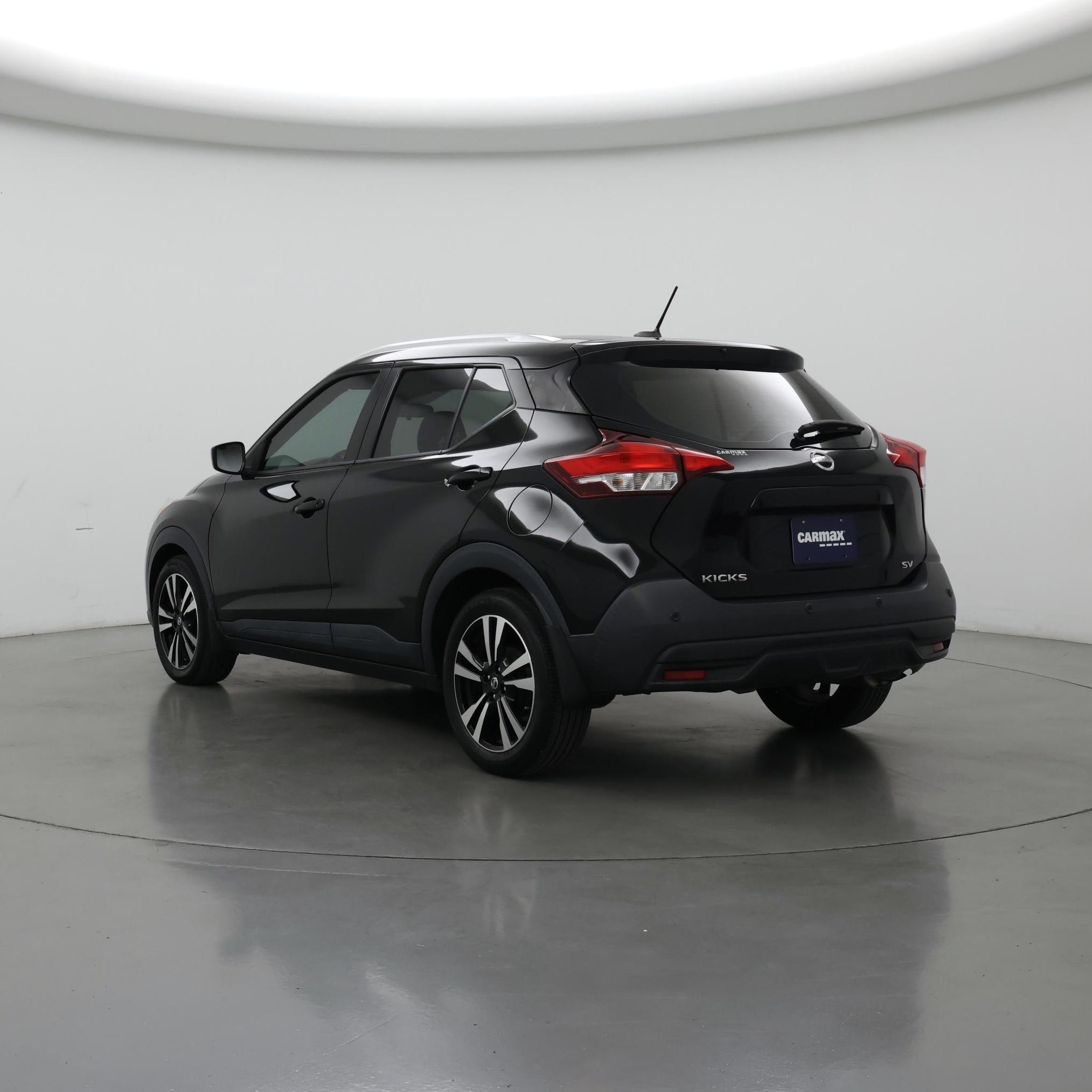 Thumbnail: 2020 Nissan Kicks - 2