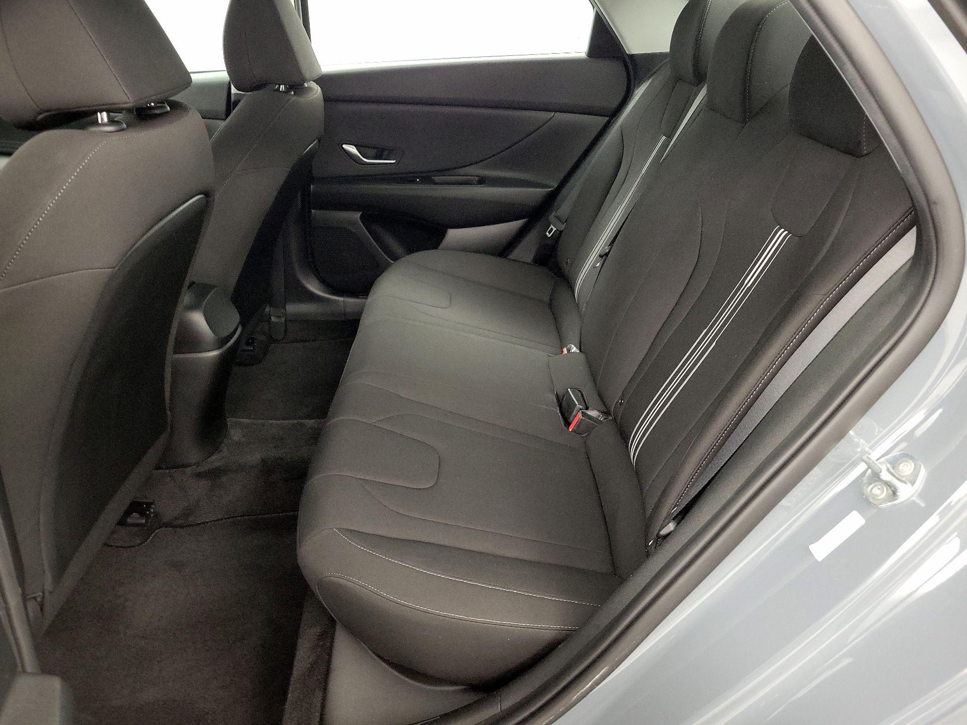 Thumbnail: 2021 Hyundai Elantra - 19