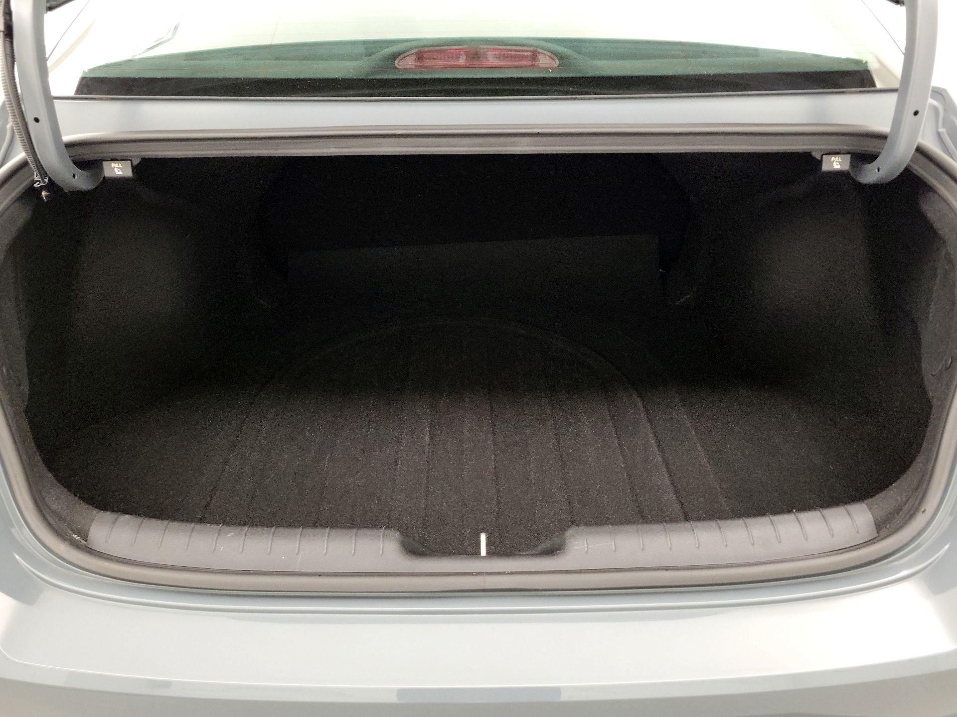 Thumbnail: 2021 Hyundai Elantra - 20