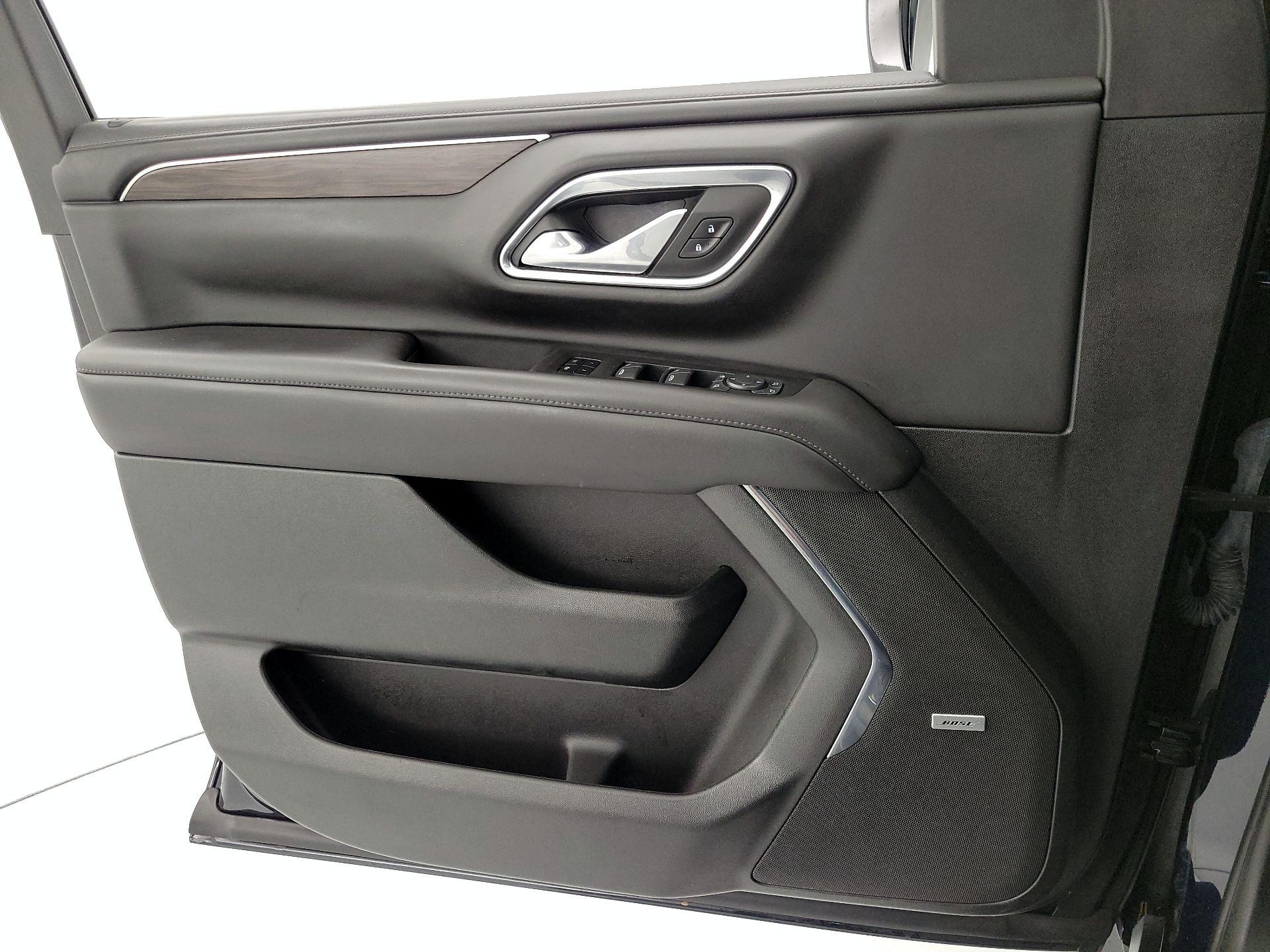 Thumbnail: 2022 Chevrolet Suburban - 12