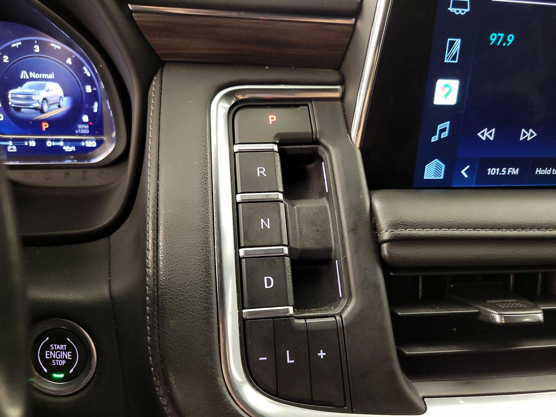 Thumbnail: 2022 Chevrolet Suburban - 18