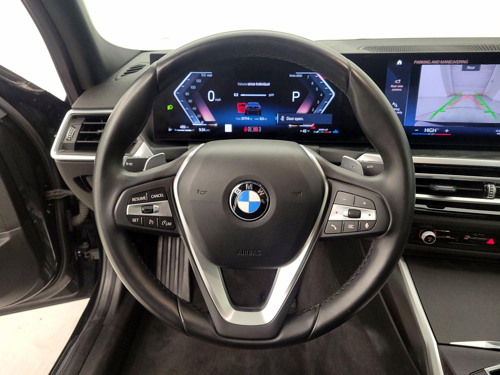 Thumbnail: 2024 BMW 3 Series - 10