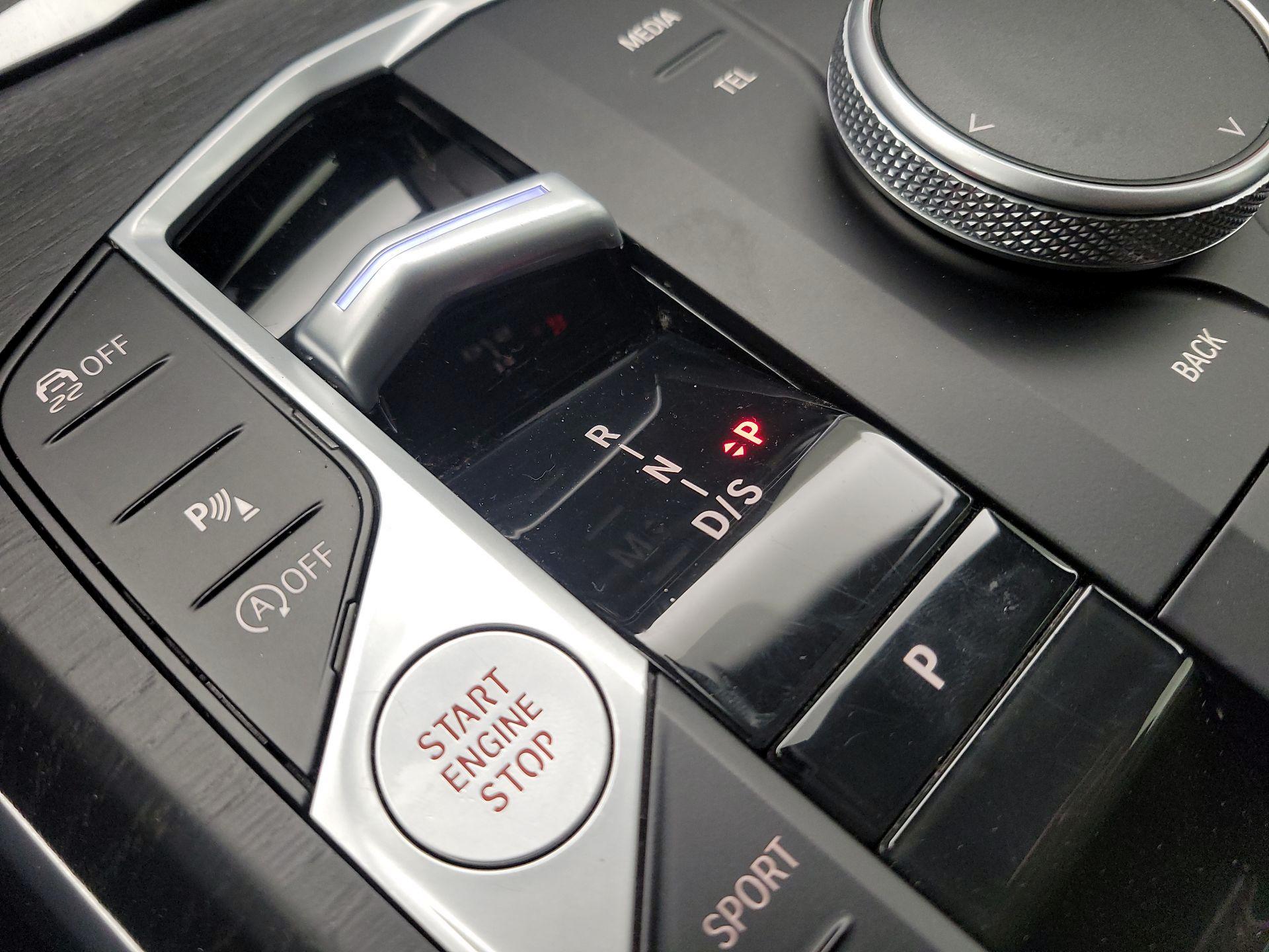 Thumbnail: 2024 BMW 3 Series - 16