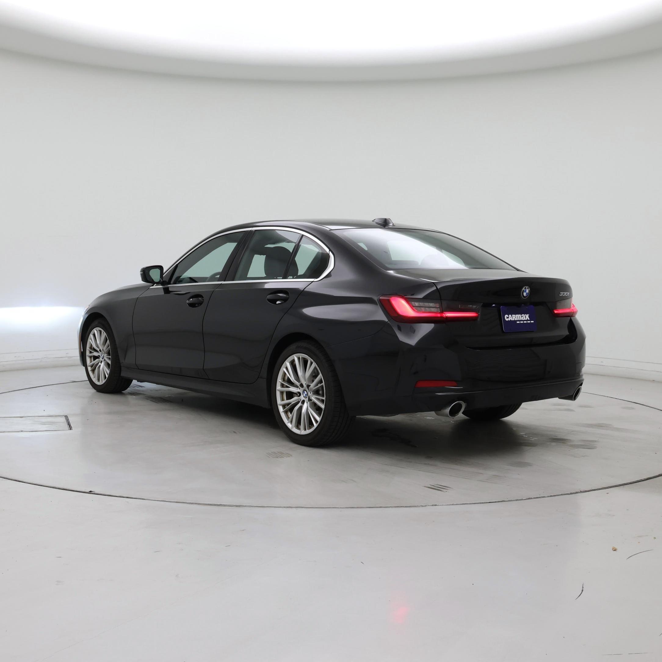 Thumbnail: 2024 BMW 3 Series - 2