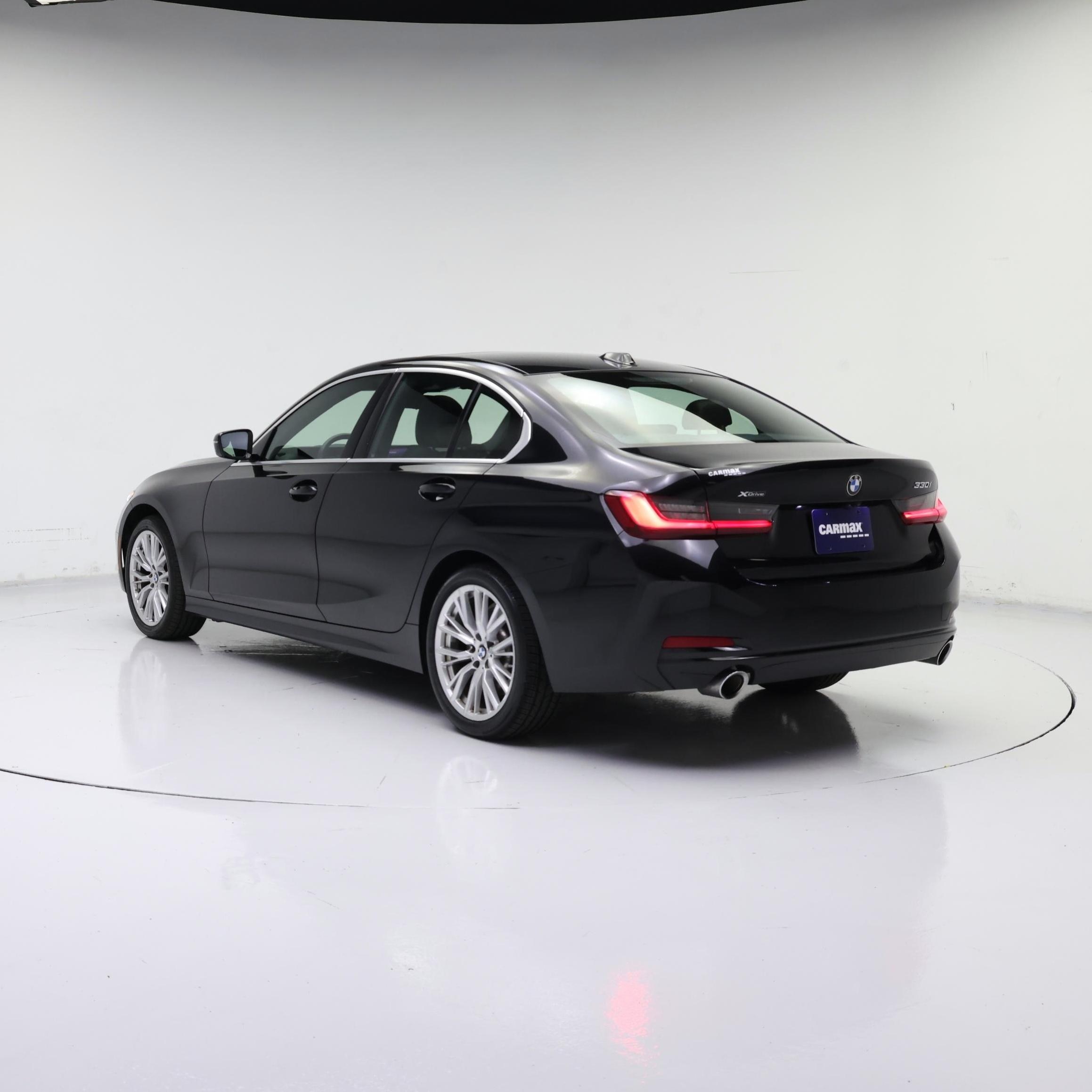 Thumbnail: 2024 BMW 3 Series - 2