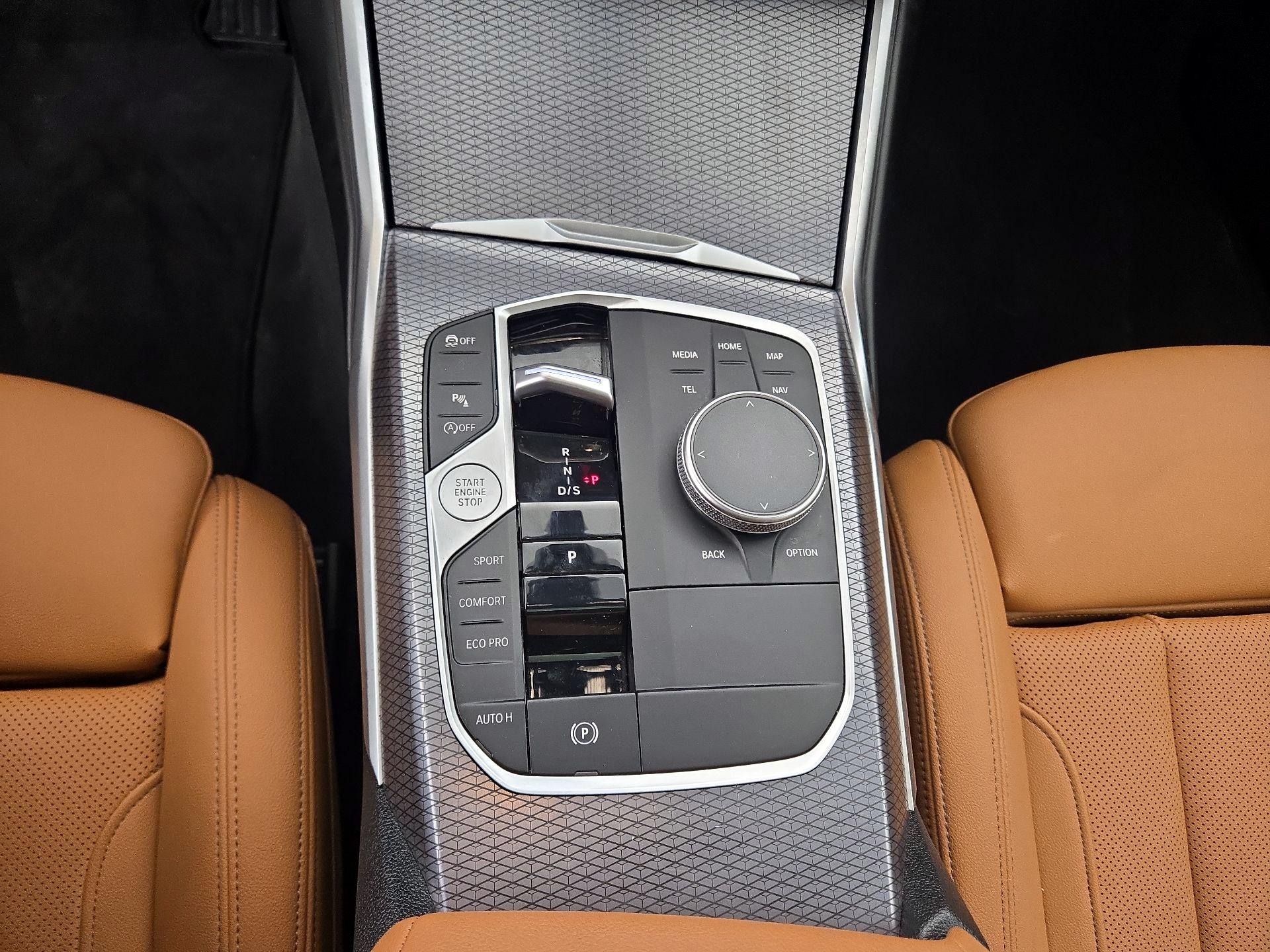 Thumbnail: 2025 BMW 4 Series - 18