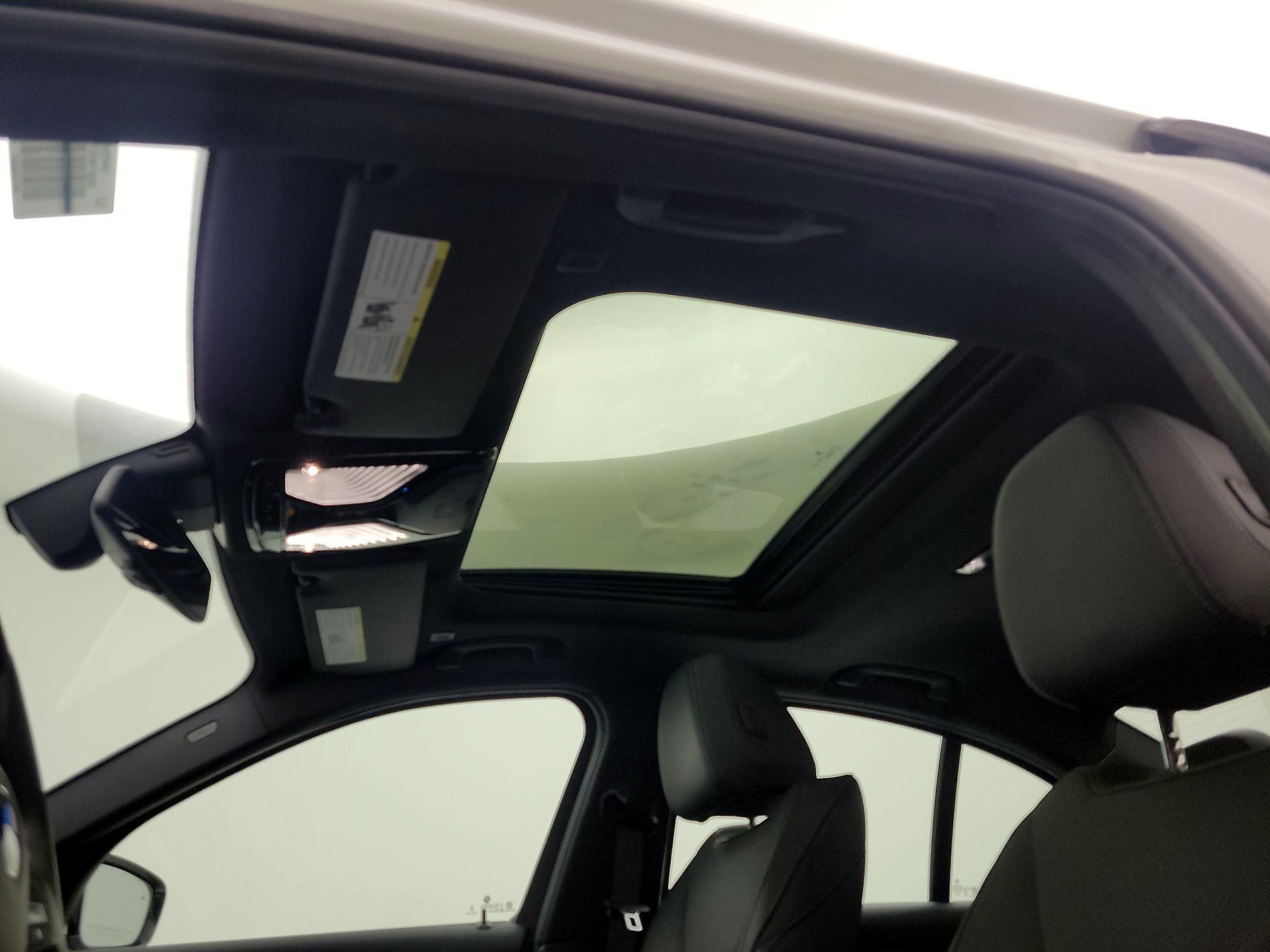 Thumbnail: 2024 BMW 3 Series - 20