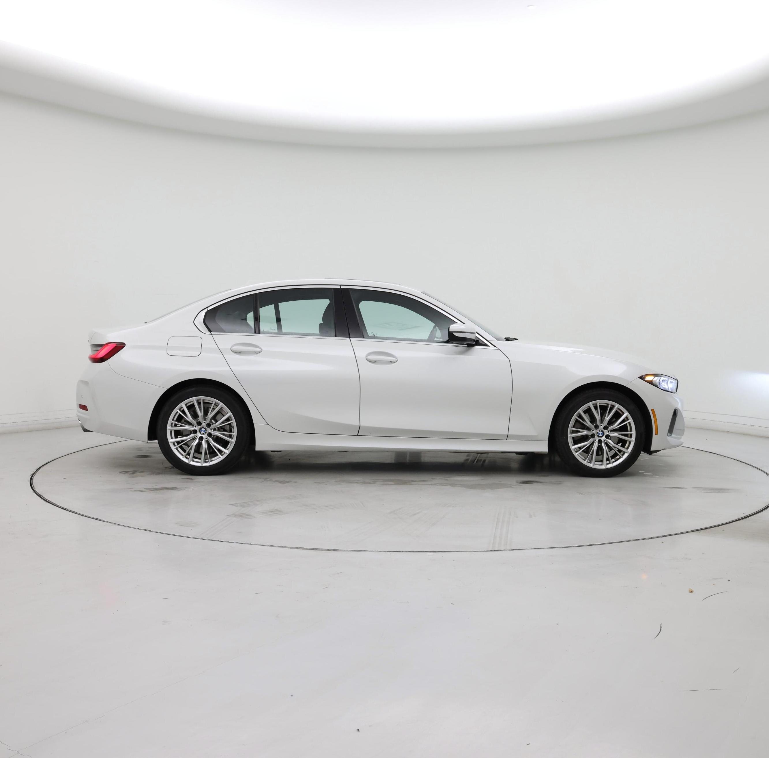 Thumbnail: 2024 BMW 3 Series - 7