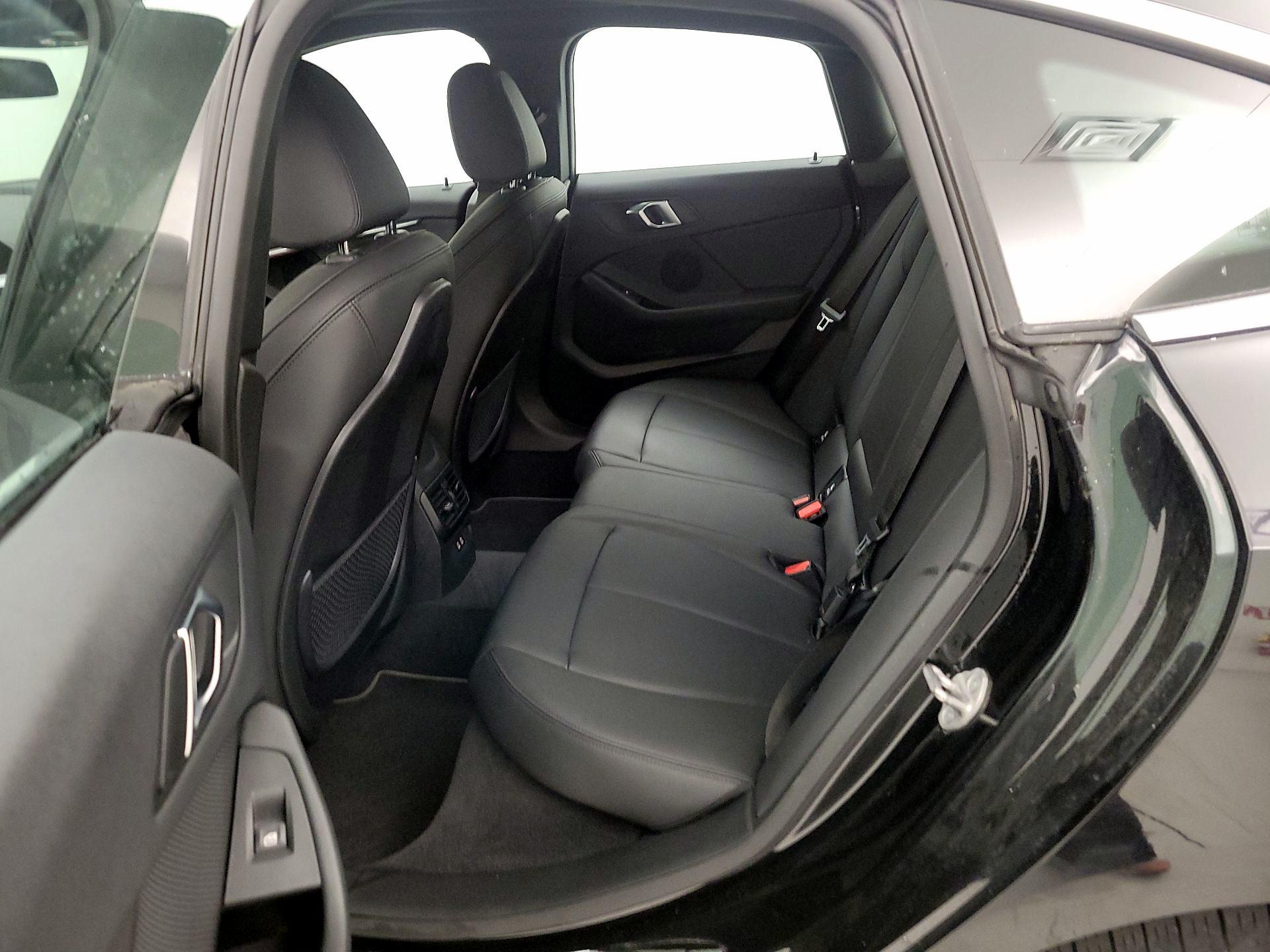 Thumbnail: 2024 BMW 2 Series - 19