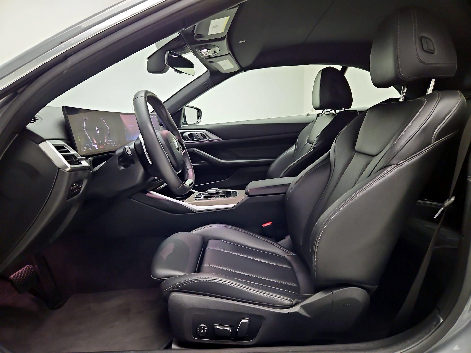 Thumbnail: 2025 BMW 4 Series - 11