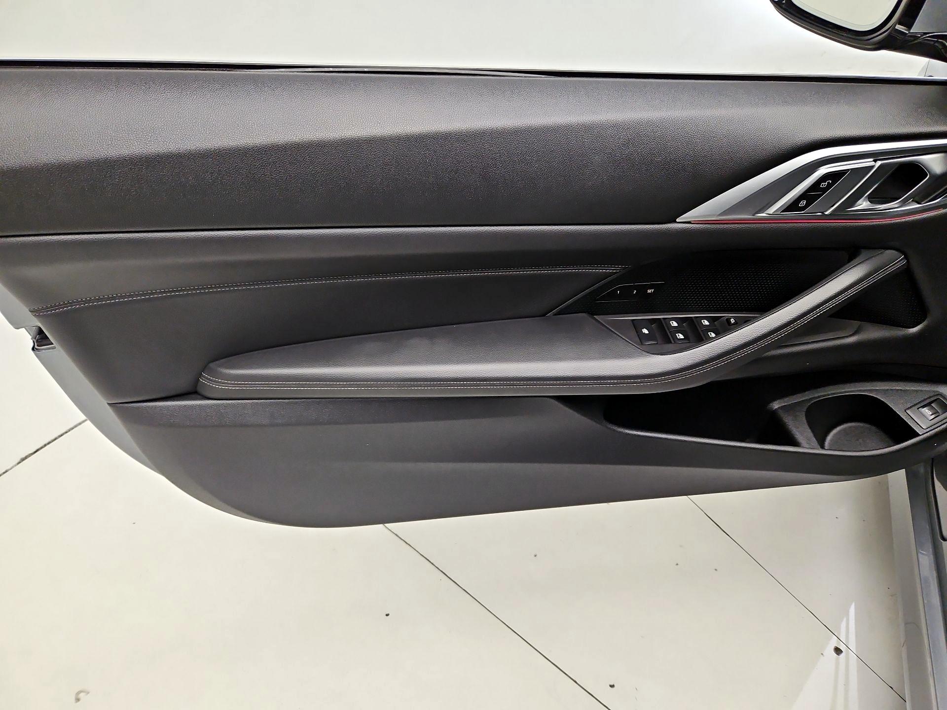 Thumbnail: 2025 BMW 4 Series - 12