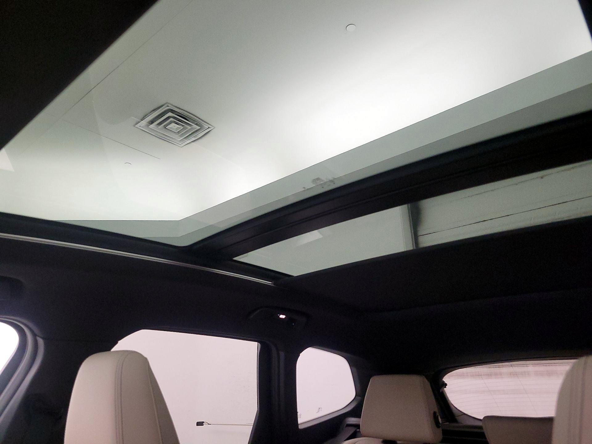 Thumbnail: 2024 BMW X1 - 19