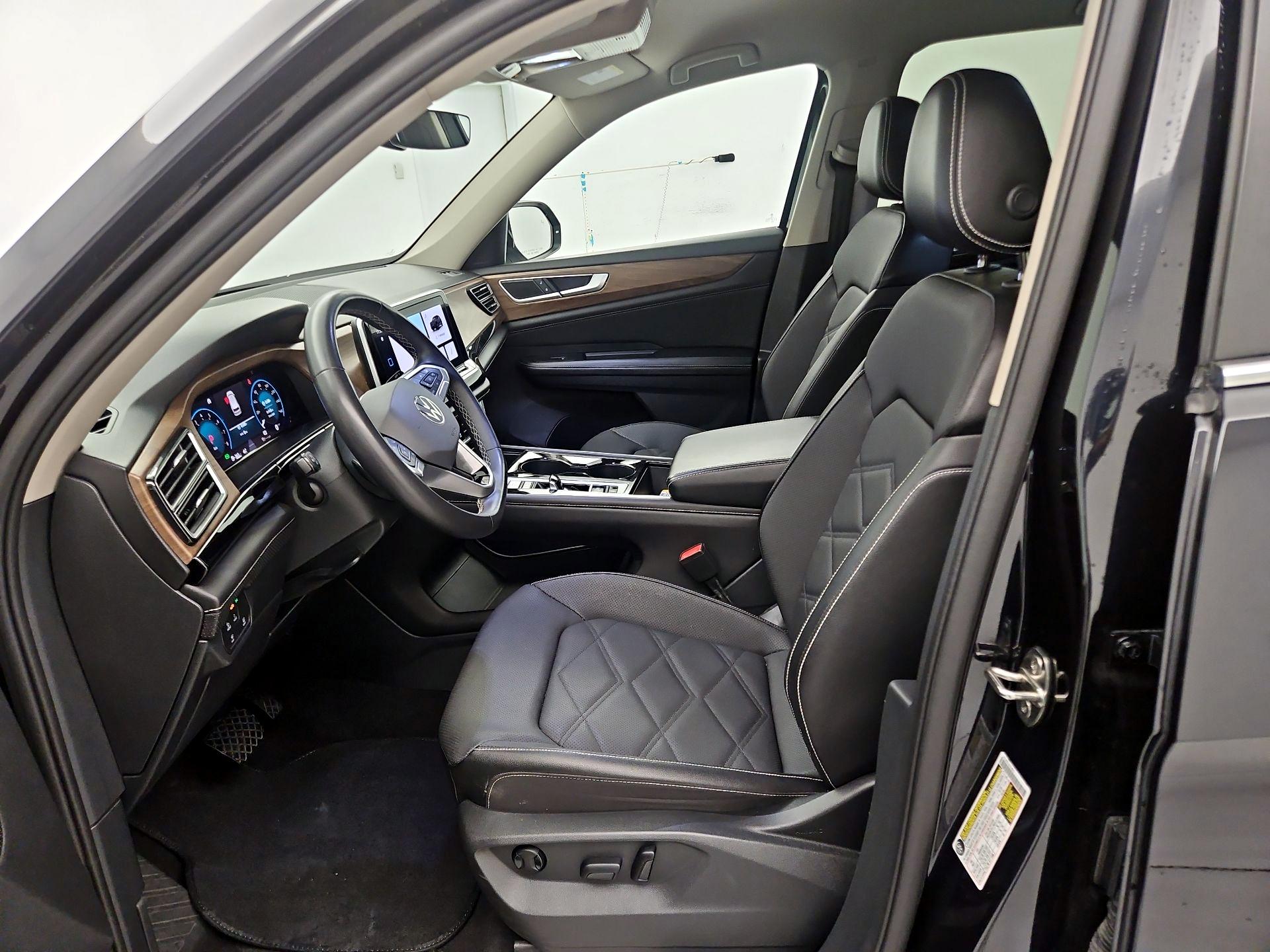 Thumbnail: 2024 Volkswagen Atlas - 11