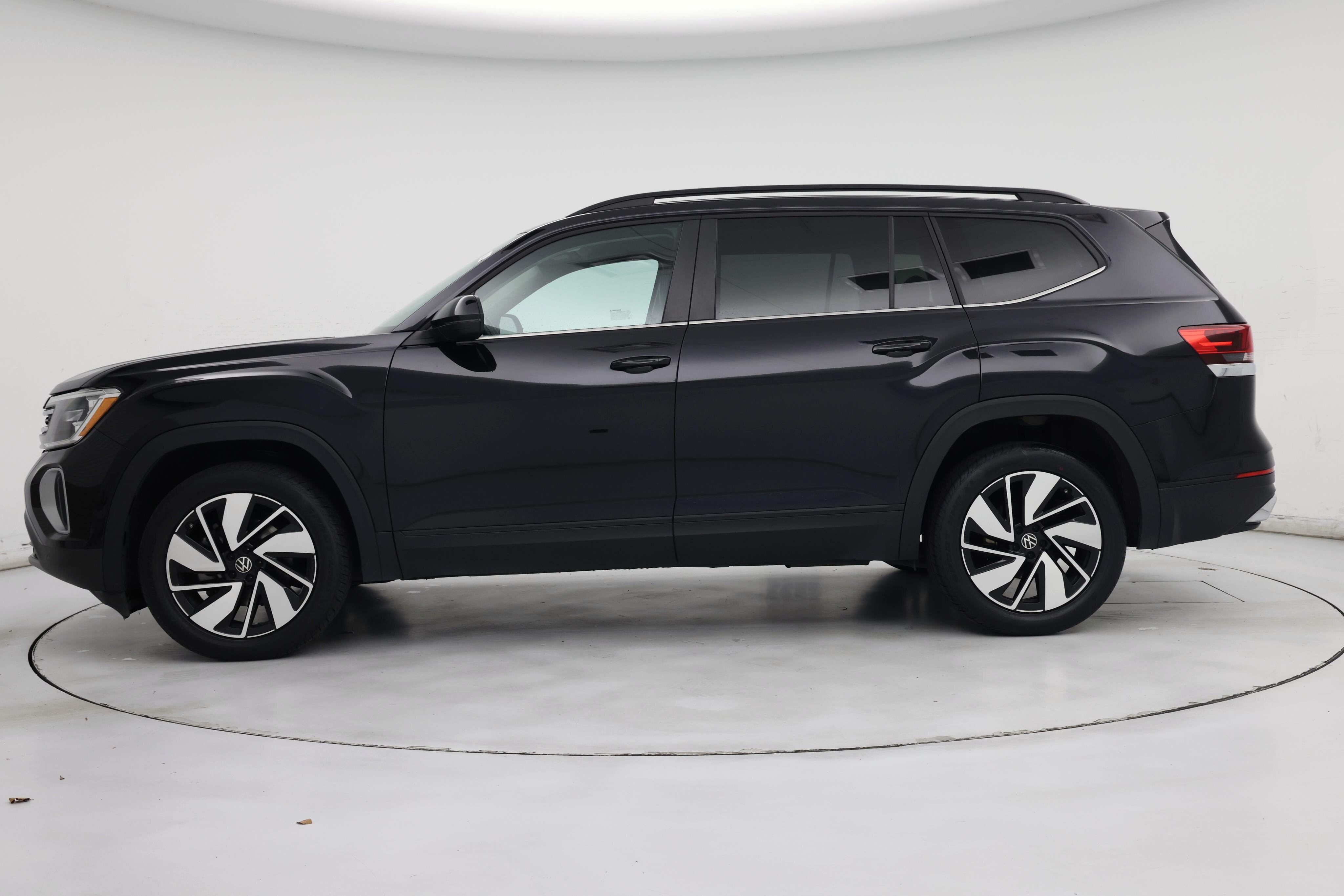 Thumbnail: 2024 Volkswagen Atlas - 3