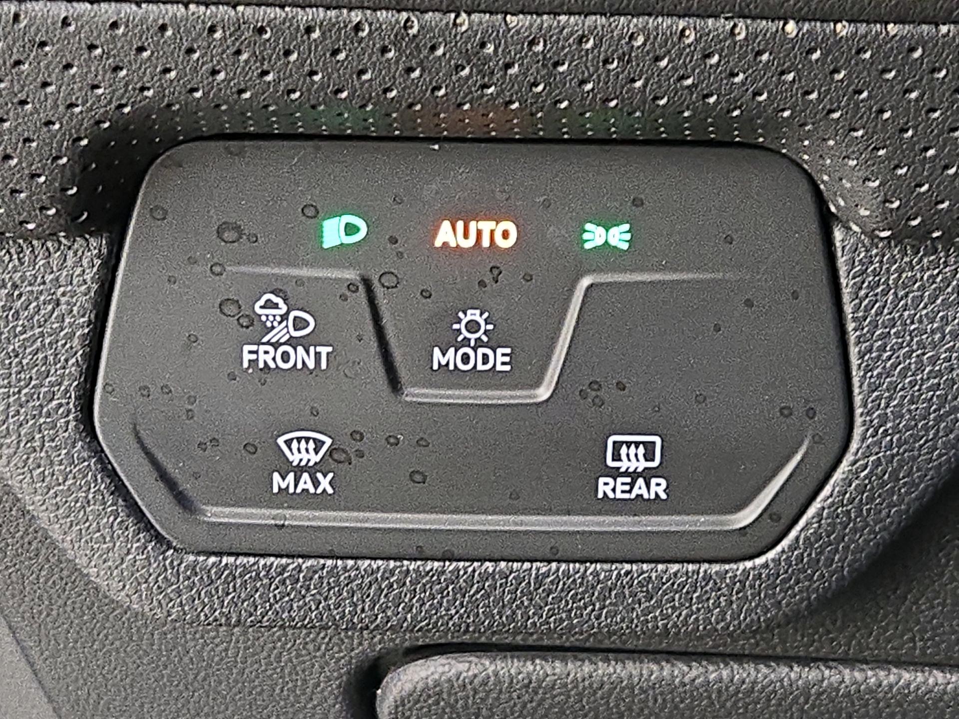 Thumbnail: 2024 Volkswagen Atlas - 13