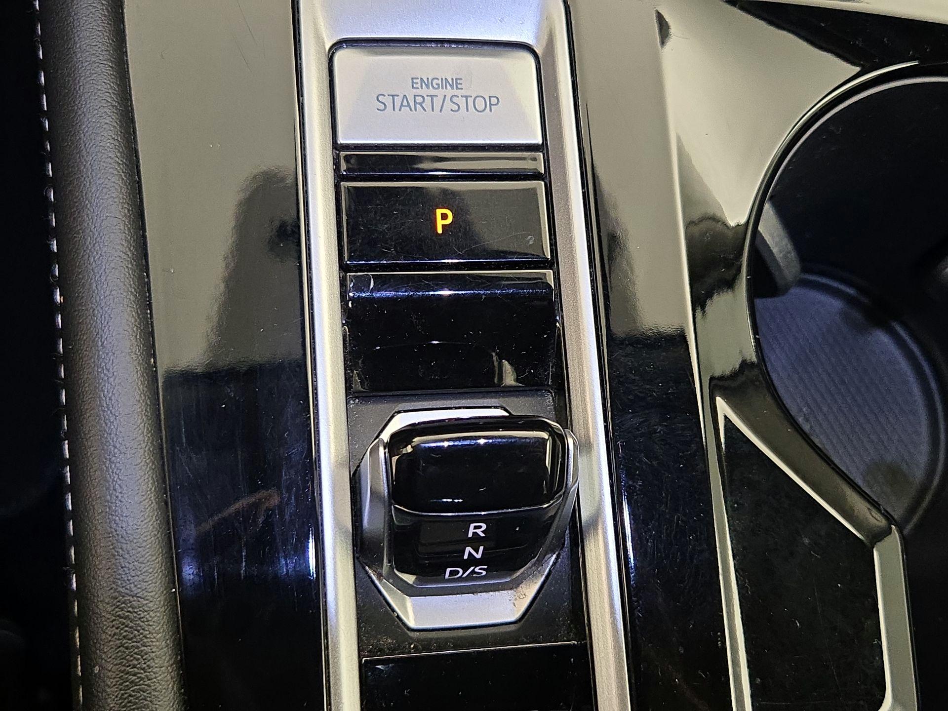 Thumbnail: 2024 Volkswagen Atlas - 17