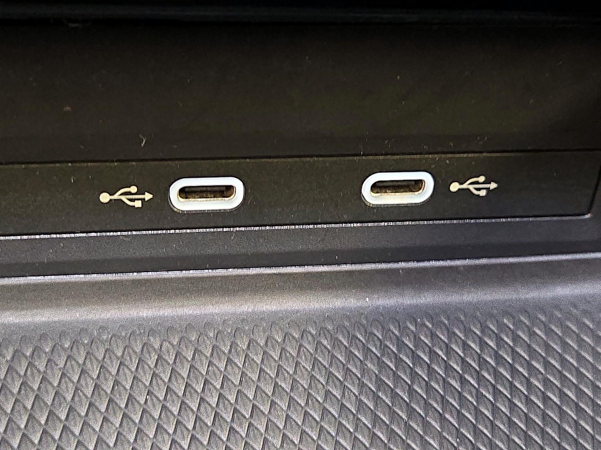 Thumbnail: 2024 Volkswagen Atlas - 18